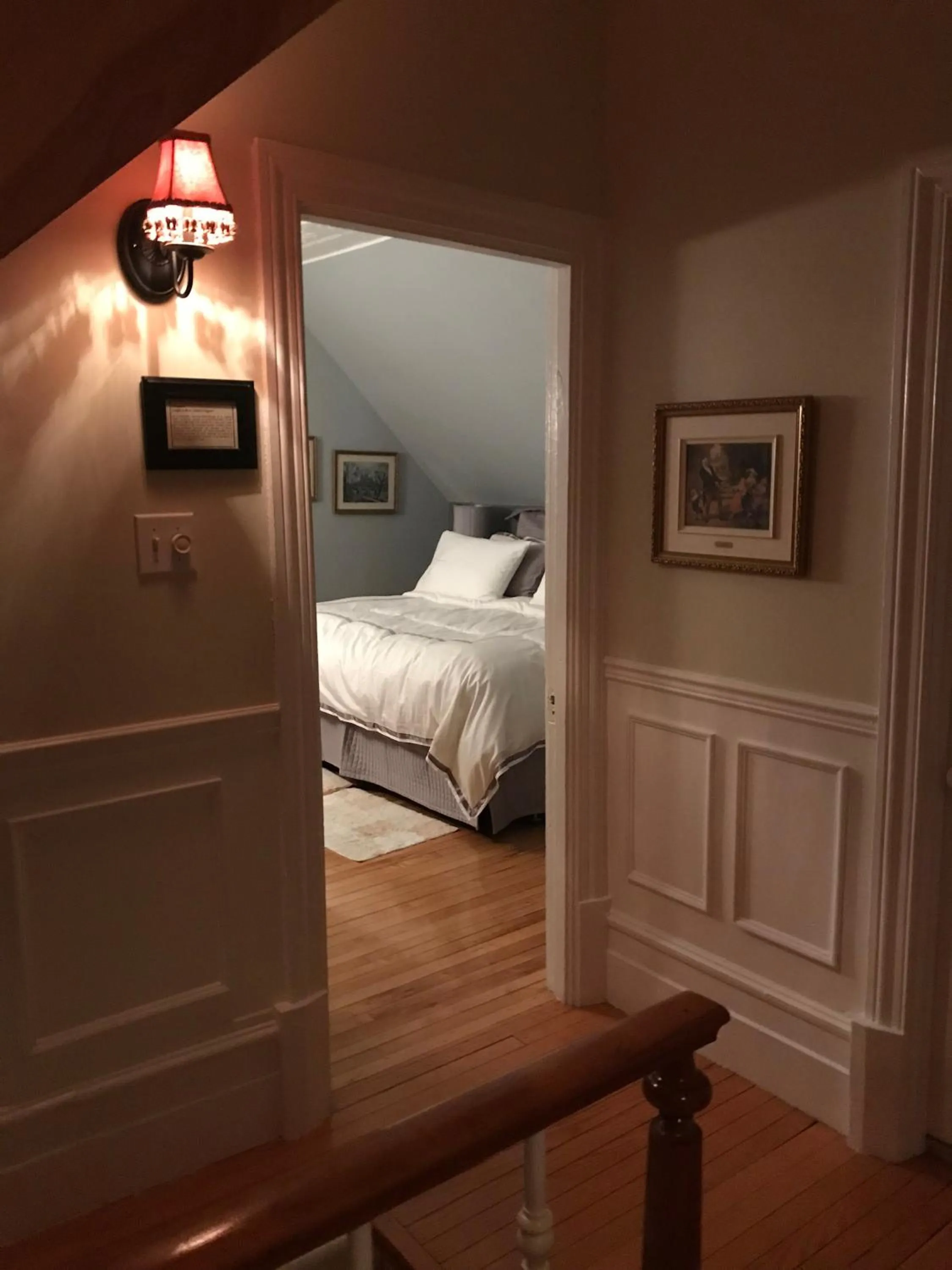 Photo of the whole room, Bed in La Belle aux Berges