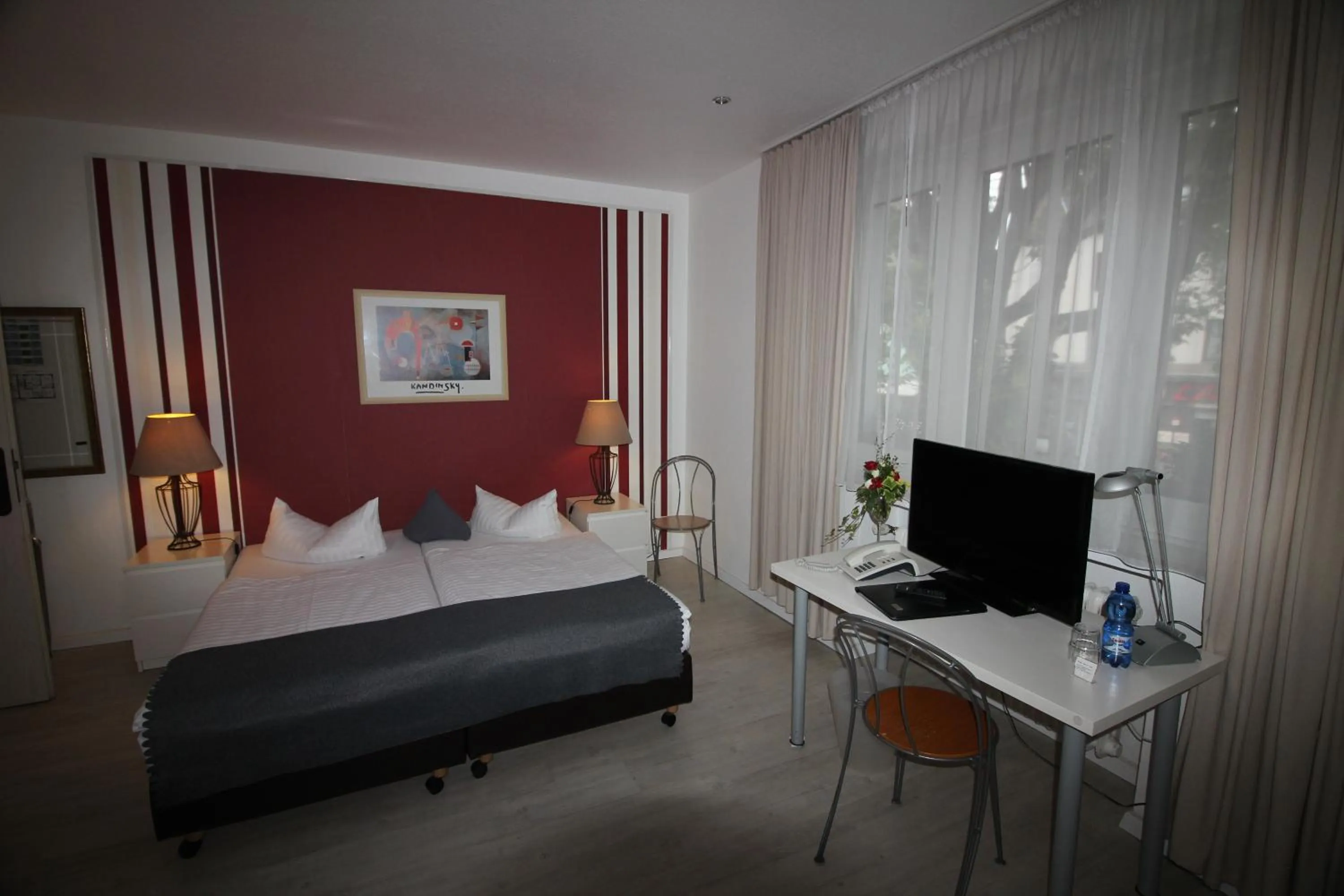 Bedroom, Bed in Art Hotel Köln