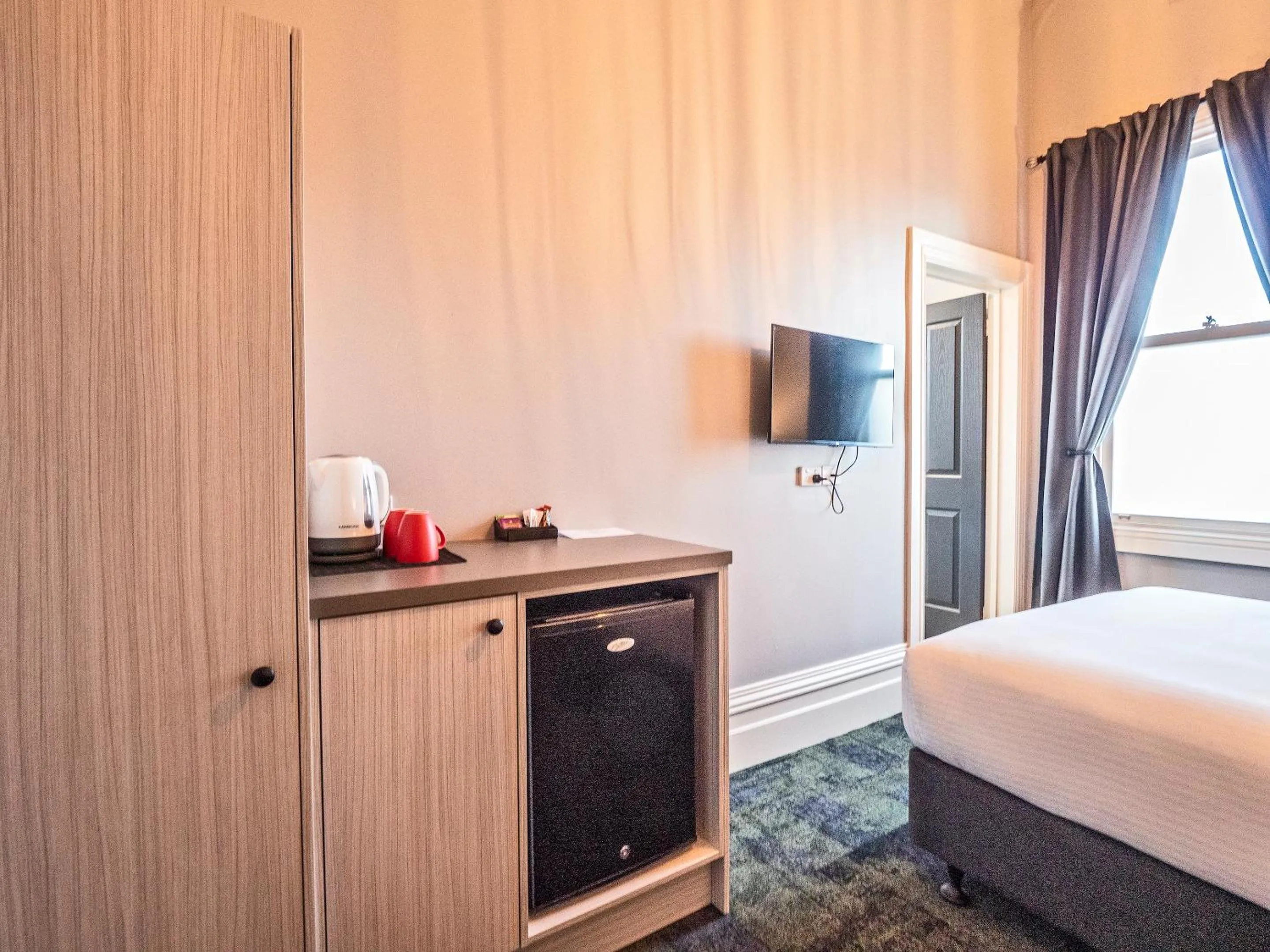 Coffee/tea facilities, Bed in Telegraph Hotel Numurkah