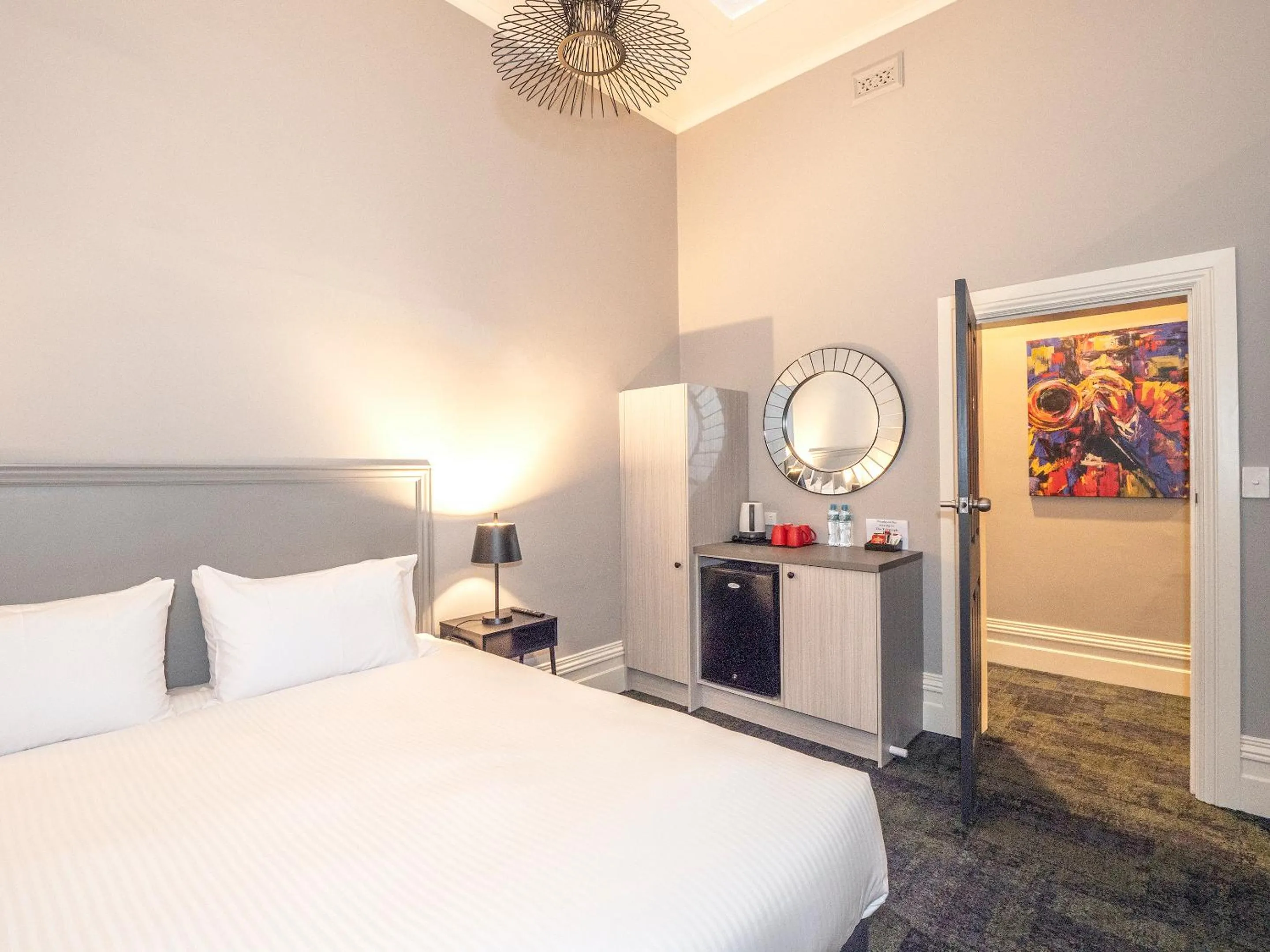 Photo of the whole room, Bed in Telegraph Hotel Numurkah