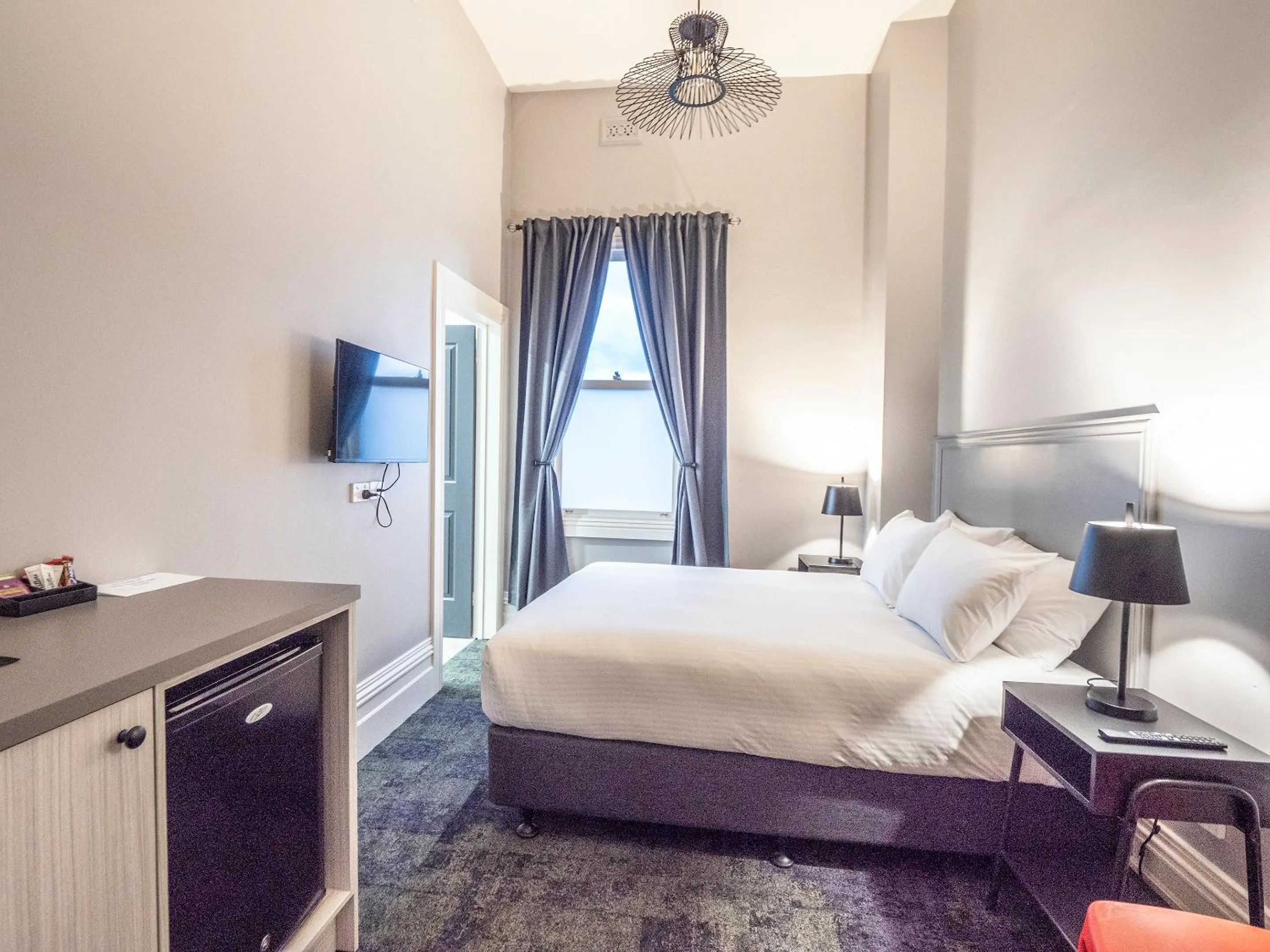 Photo of the whole room, Bed in Telegraph Hotel Numurkah