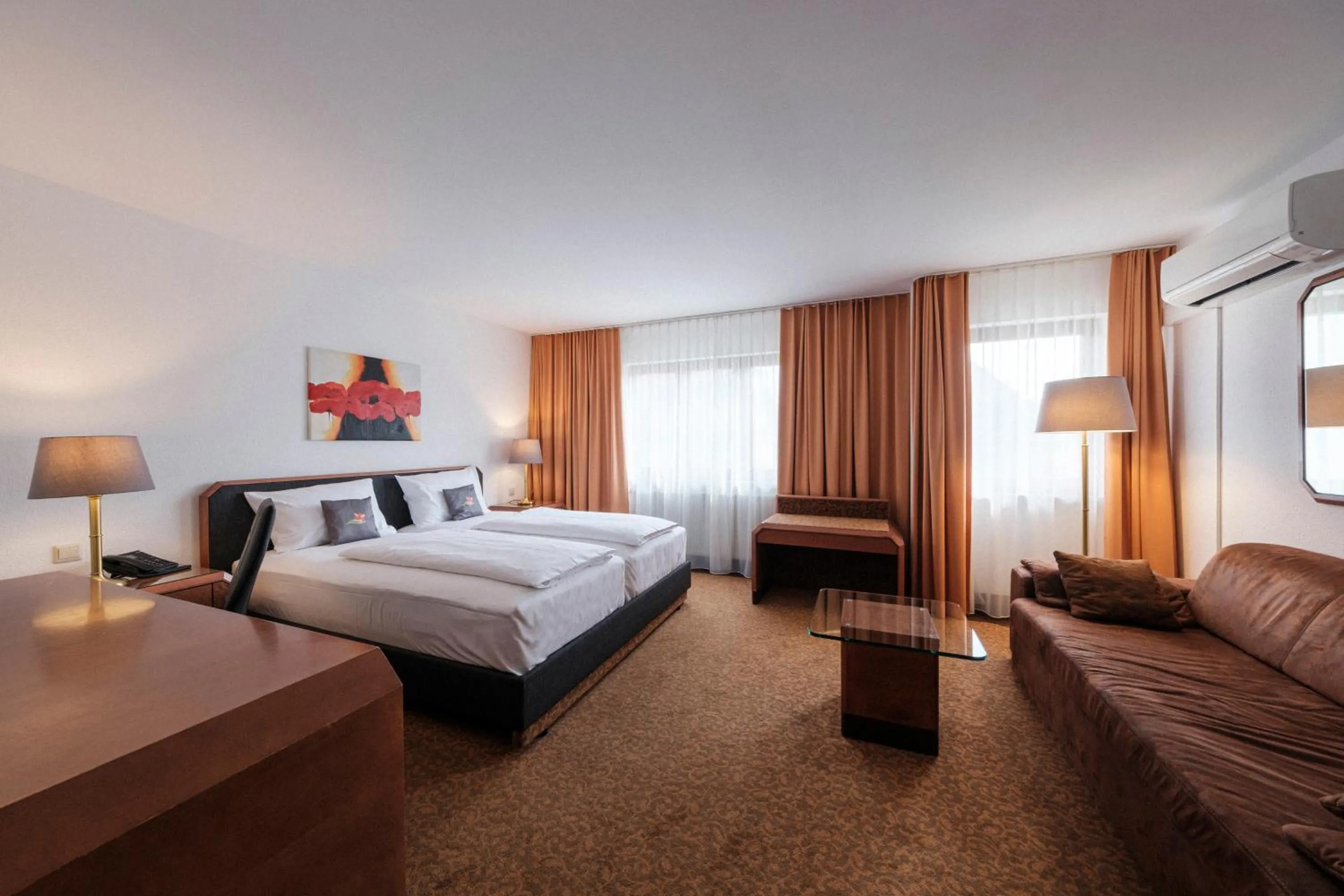 Bed in Hotel Flora Möhringen