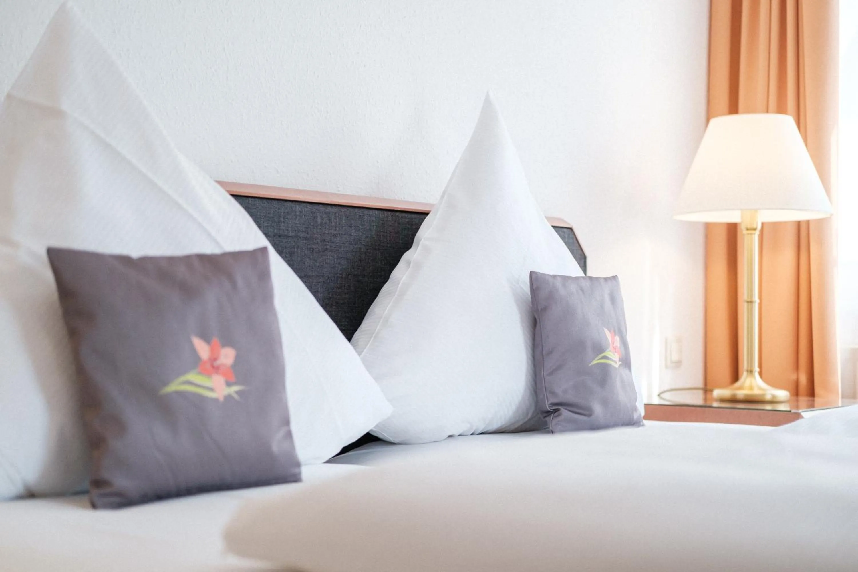 Bed in Hotel Flora Möhringen