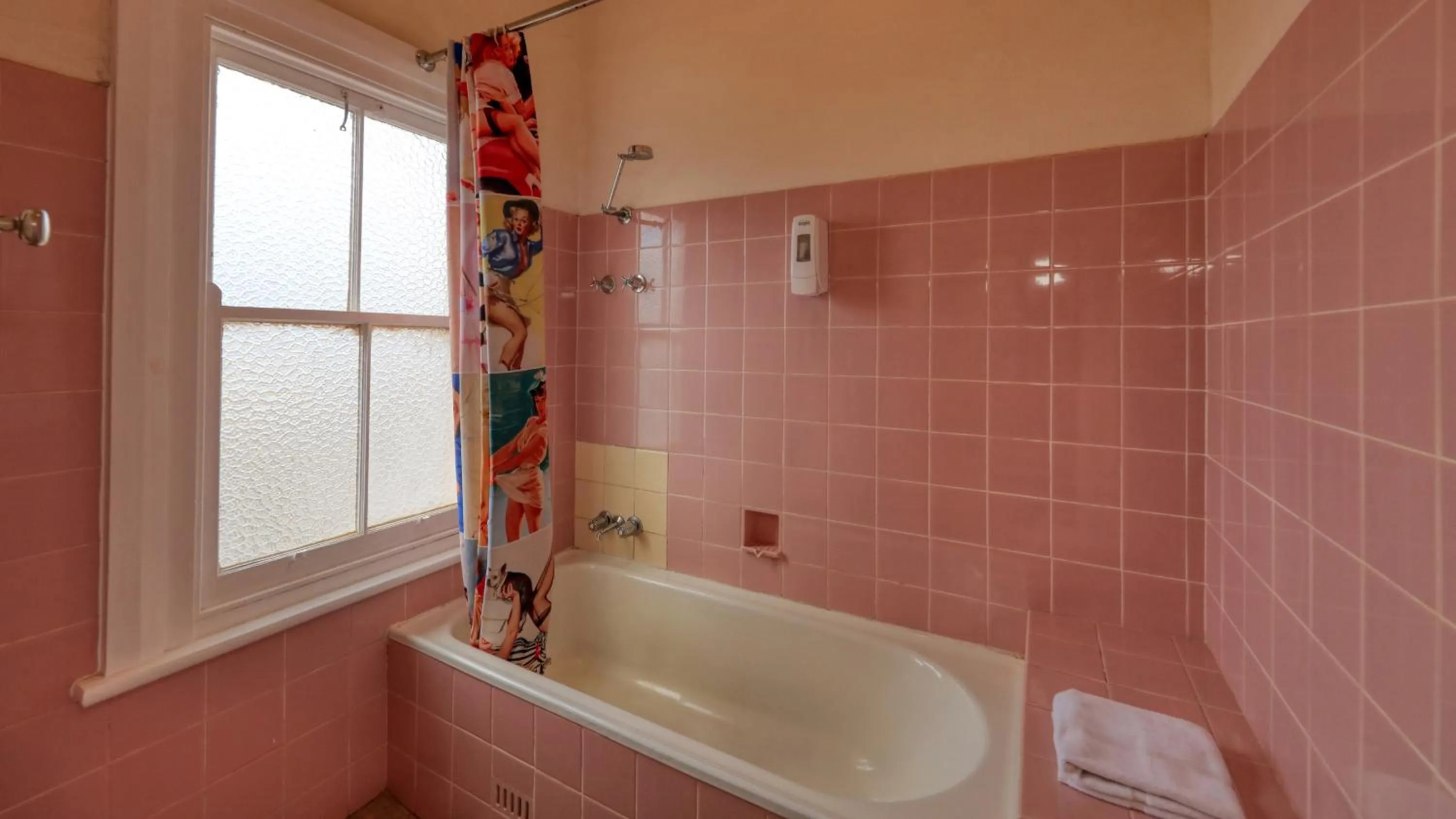 Commercial Travellers House