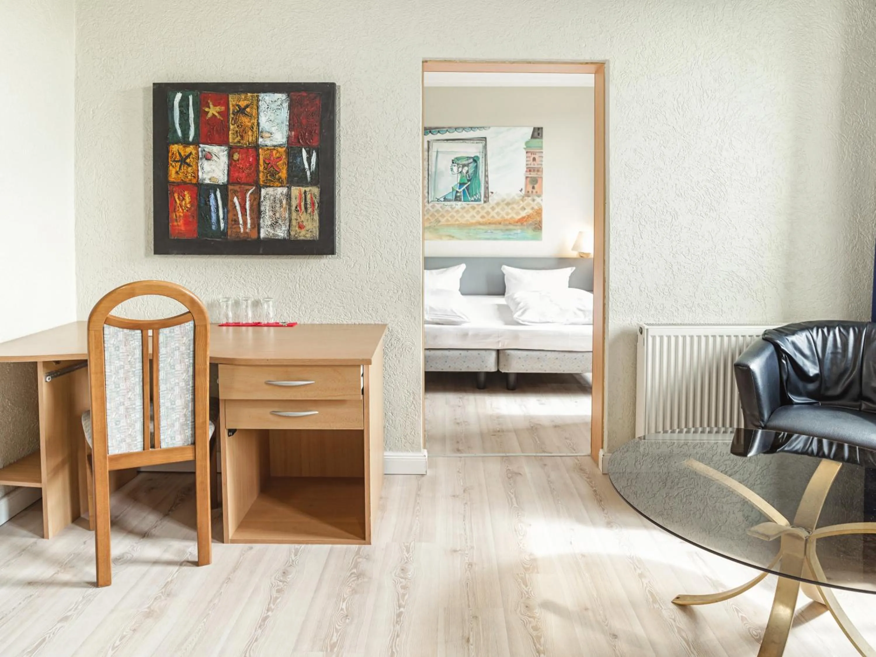 Photo of the whole room in Hotel City Kiel by Premiere Classe