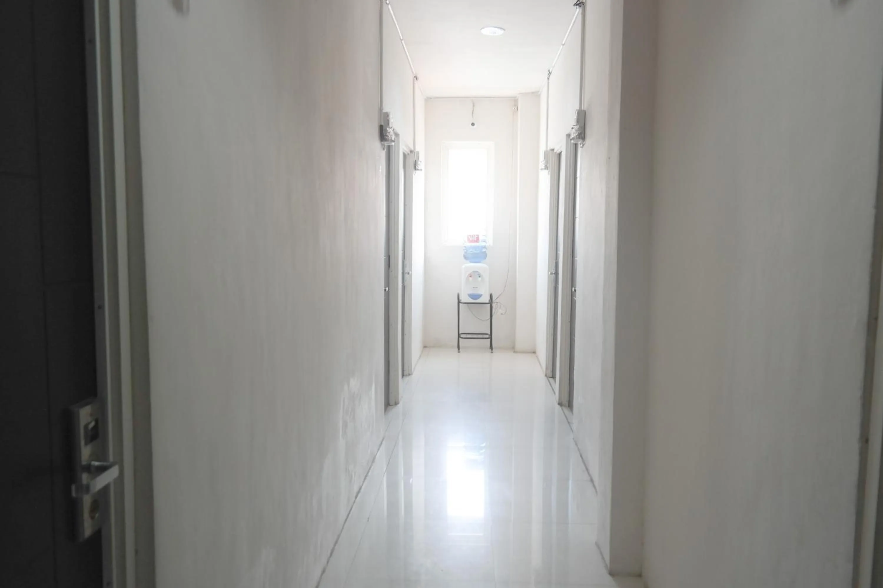 RedDoorz at Jalan Somba Opu Losari