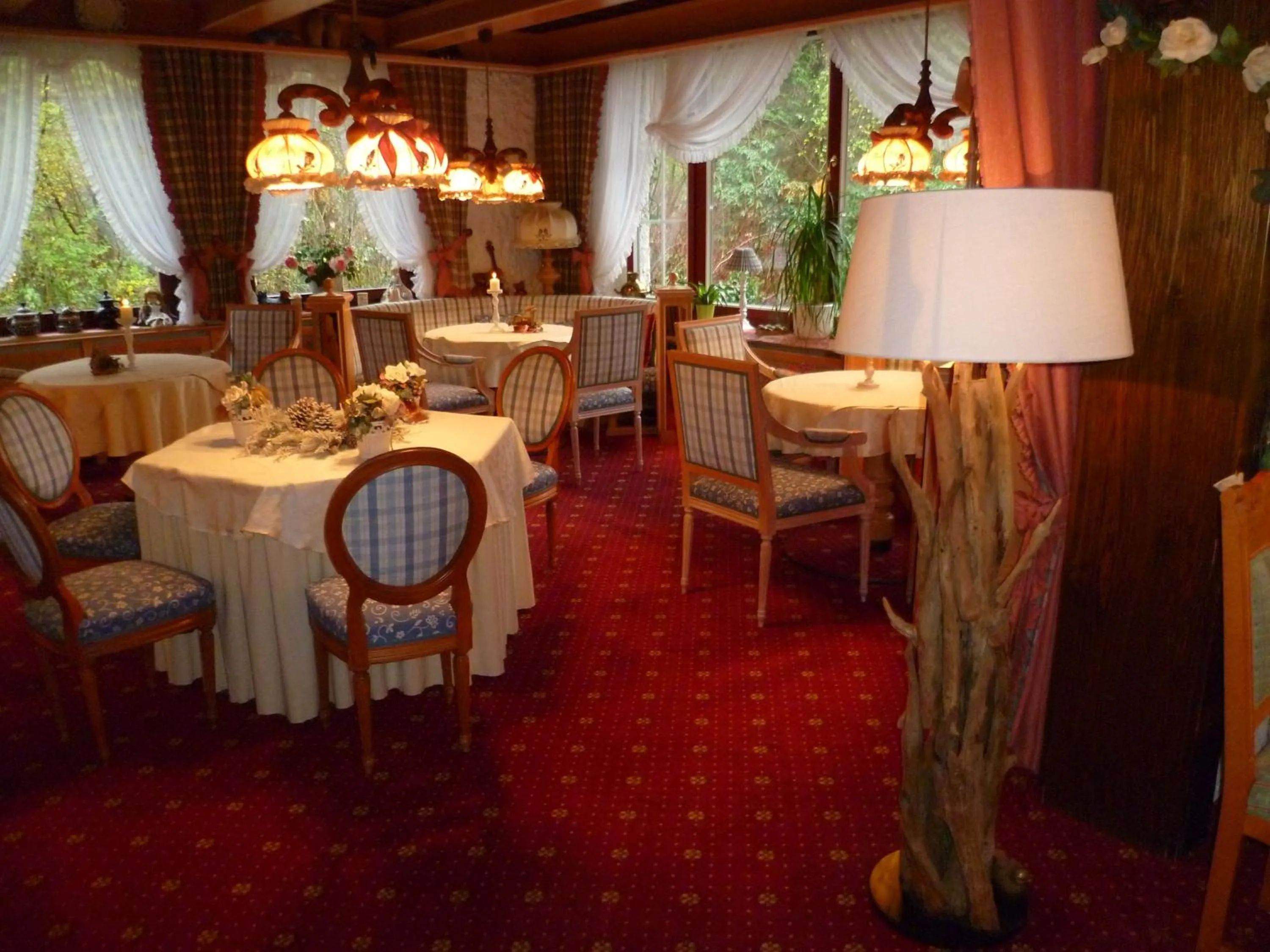 Restaurant/places to eat in Wellness und Romantik Hotel Helmboldt