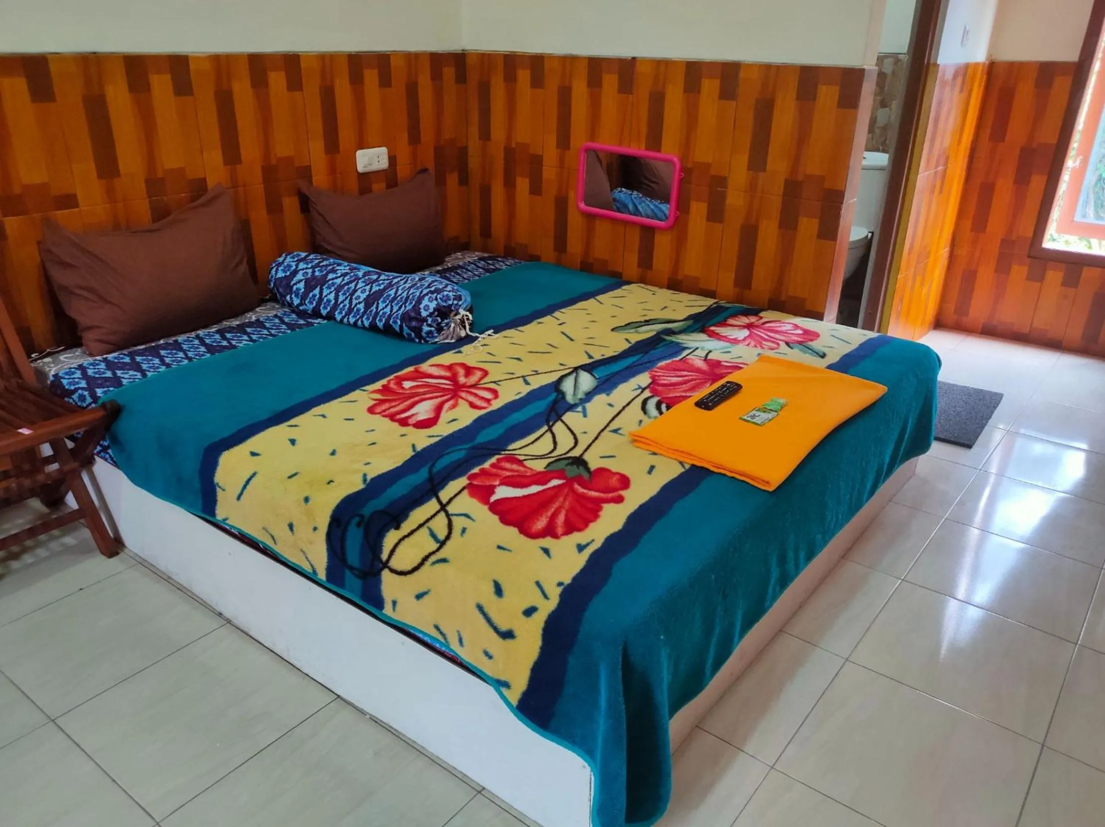 Bed in Hotel Nakula Sadewa 2 Bandungan