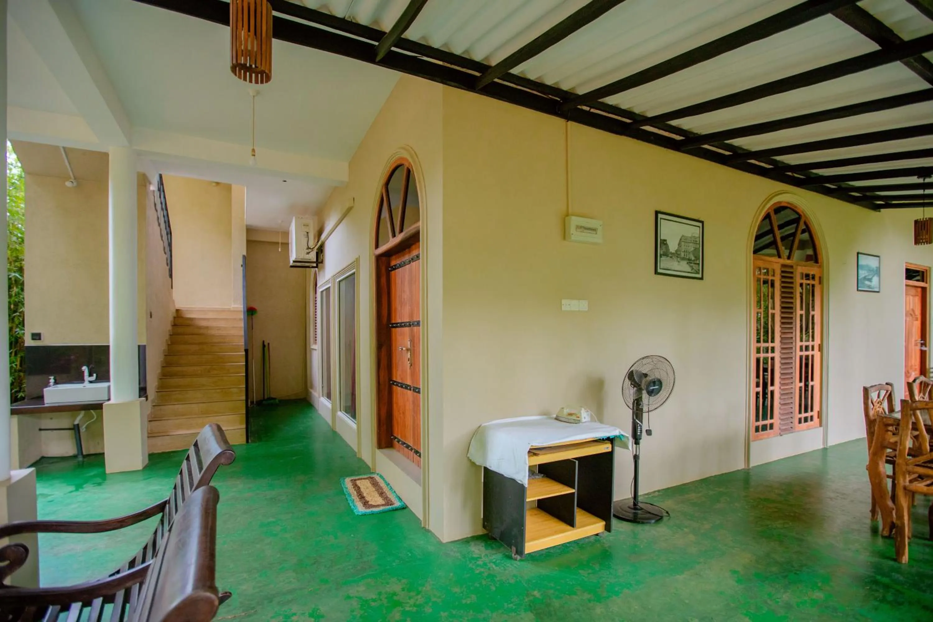 Seating area in Yala River Face Inn