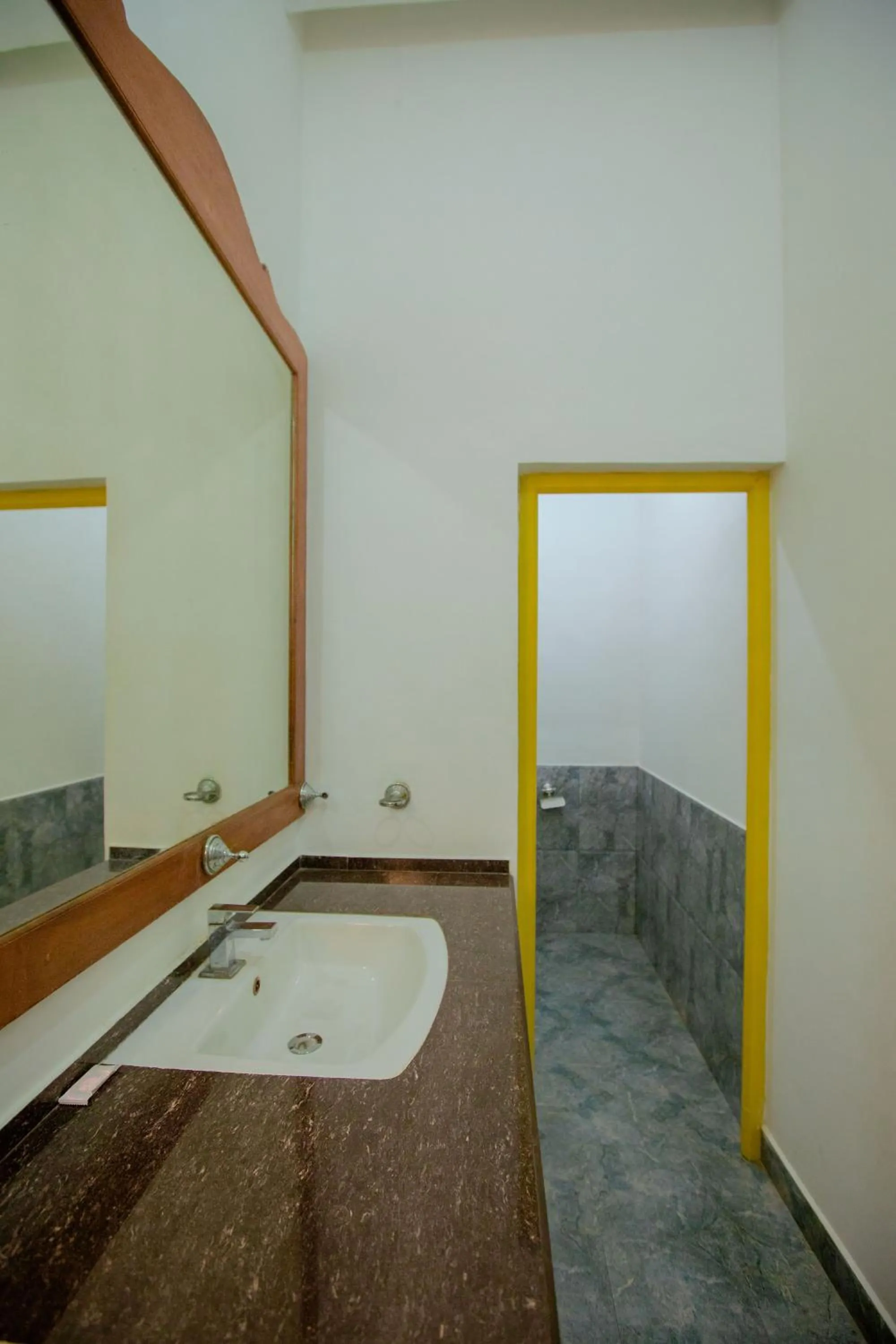 Bathroom in Yala River Face Inn