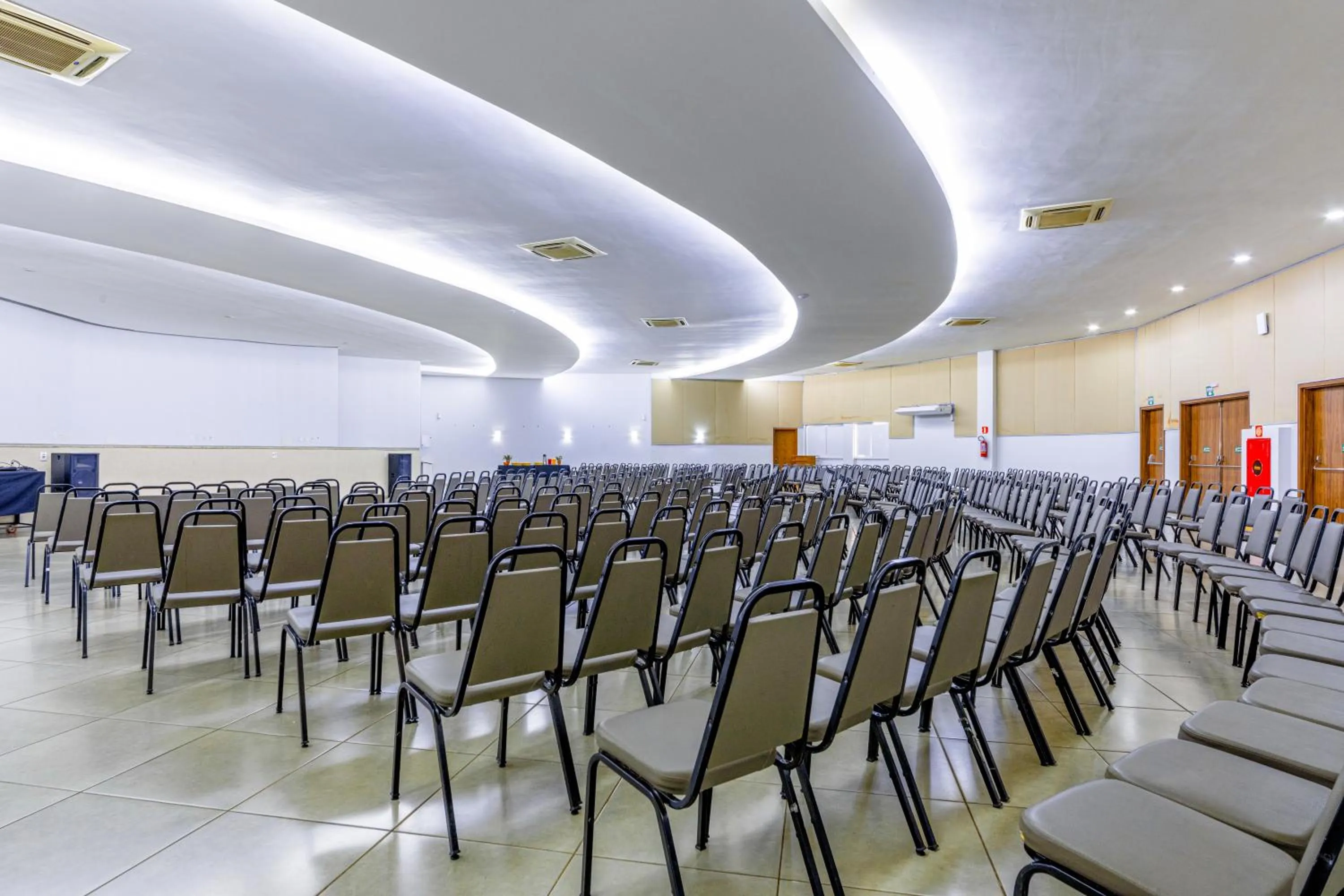Meeting/conference room in Riviera Park Hotel by WAM Experience