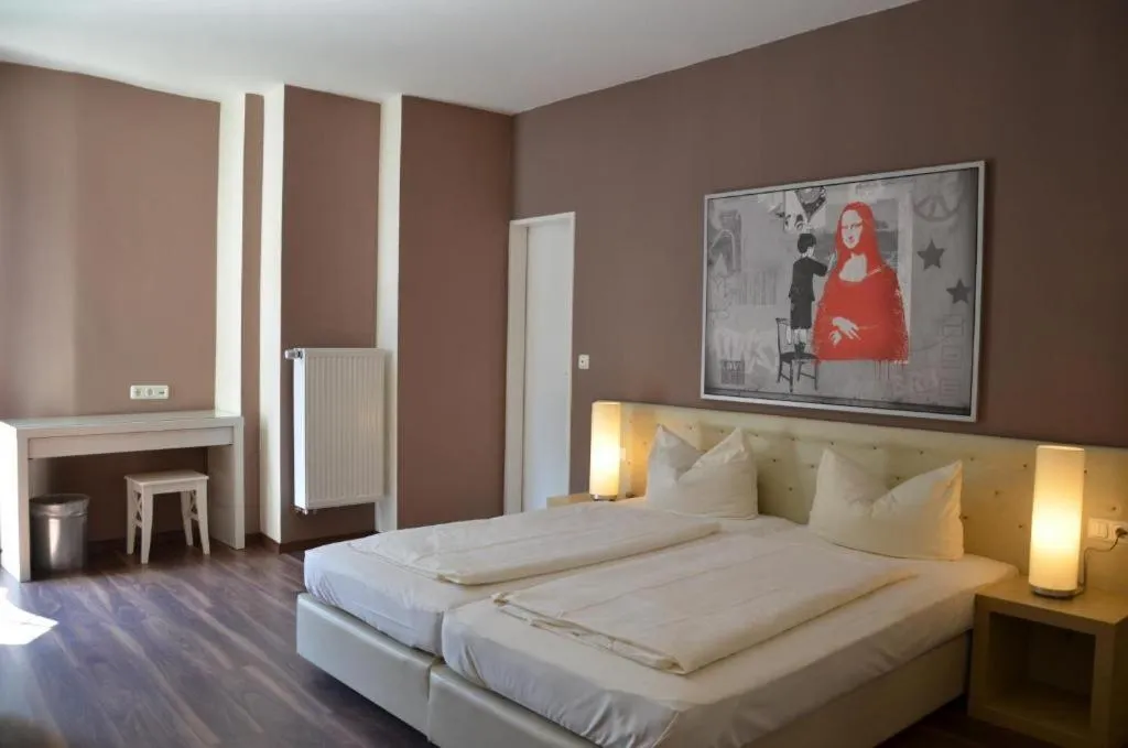 Bed in Hotel Rheinstein