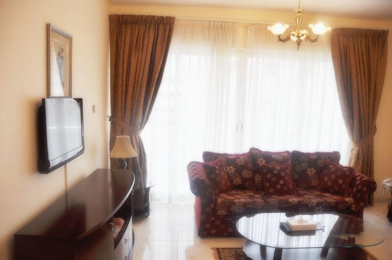 TV and multimedia in Royal Plaza Hotel Apartments