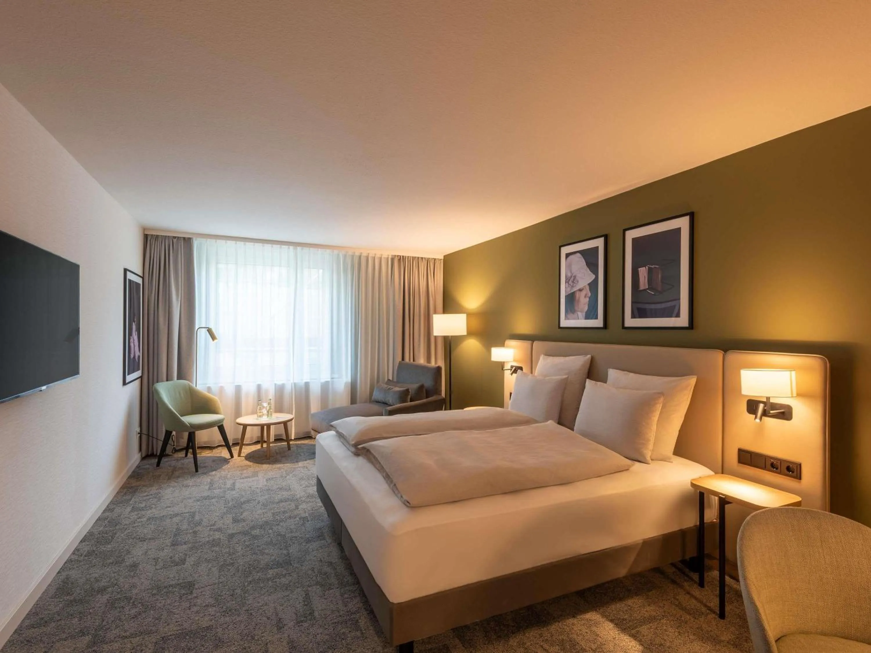 Bedroom, Bed in Mercure Parkhotel Mönchengladbach