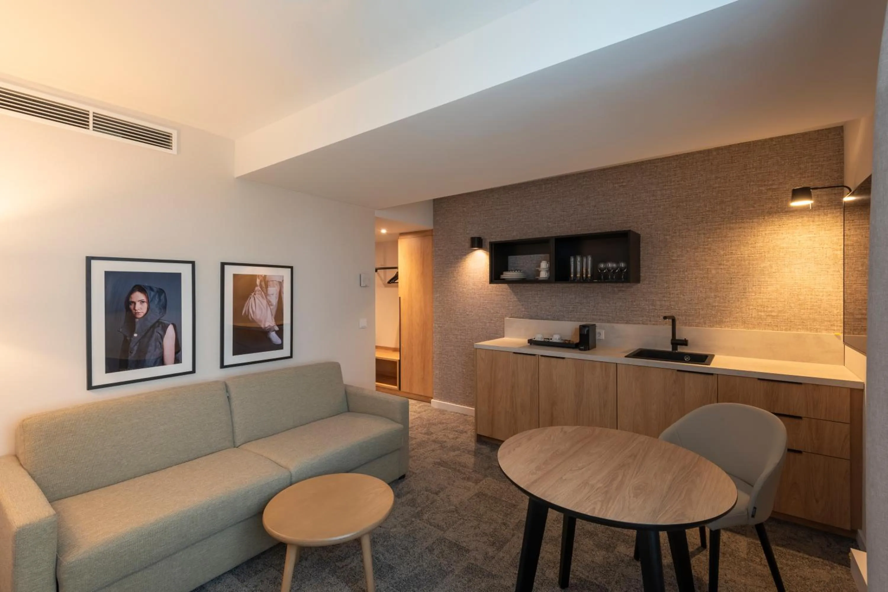 Kitchen or kitchenette in Mercure Parkhotel Mönchengladbach