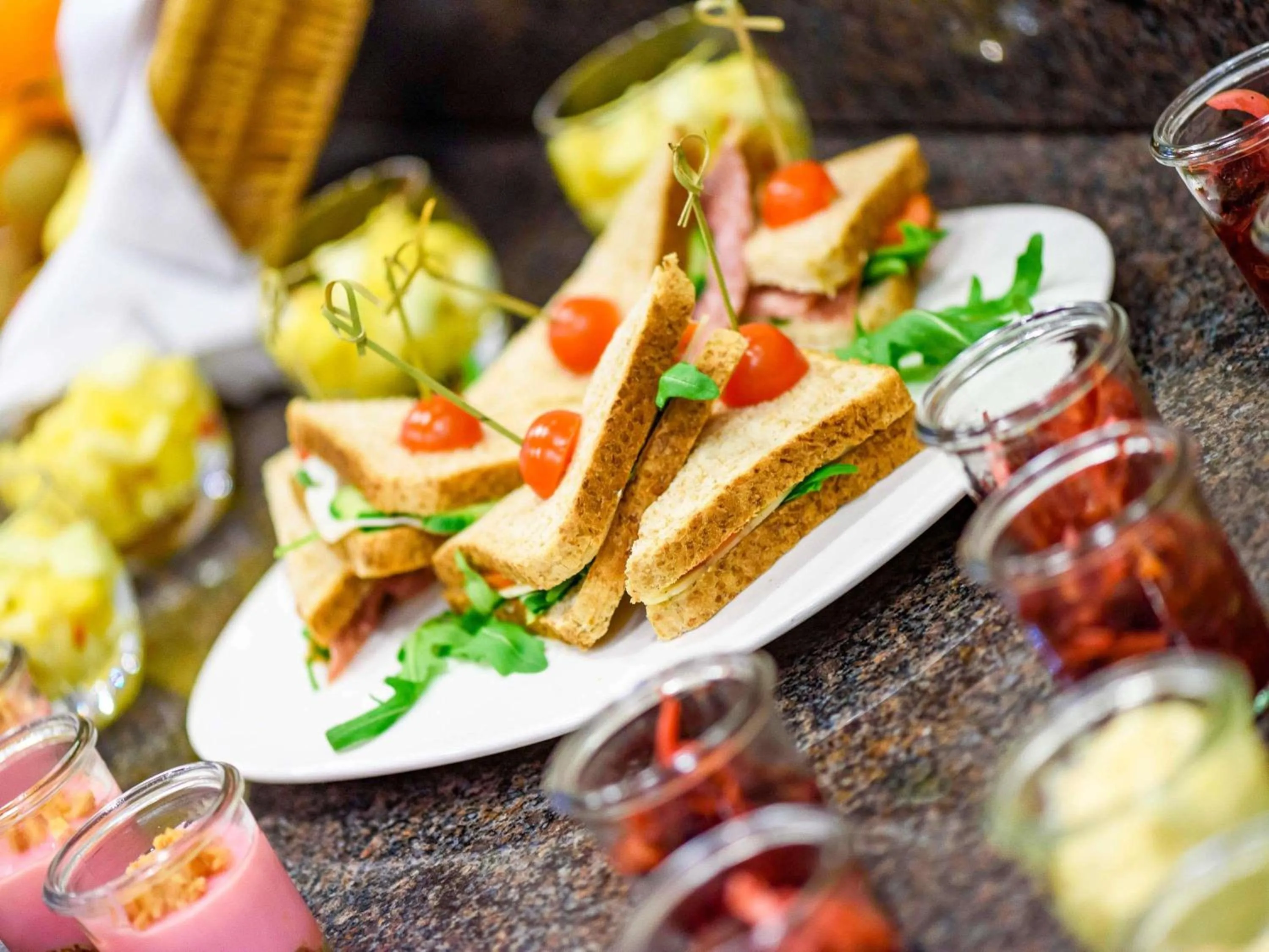 Restaurant/places to eat in Mercure Parkhotel Mönchengladbach