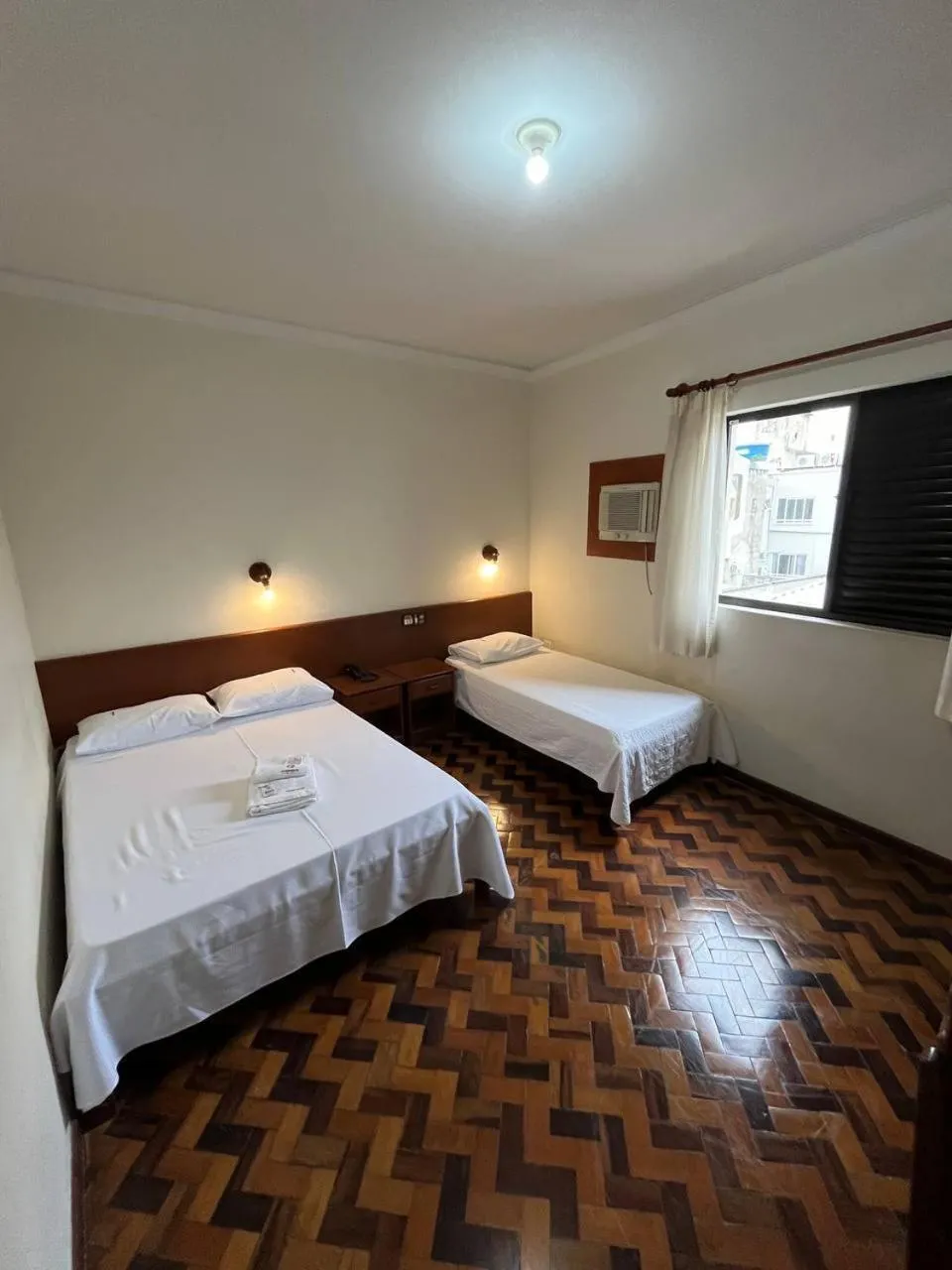 Bed in ACOMODARE HOTEL- SOB NOVA Direção