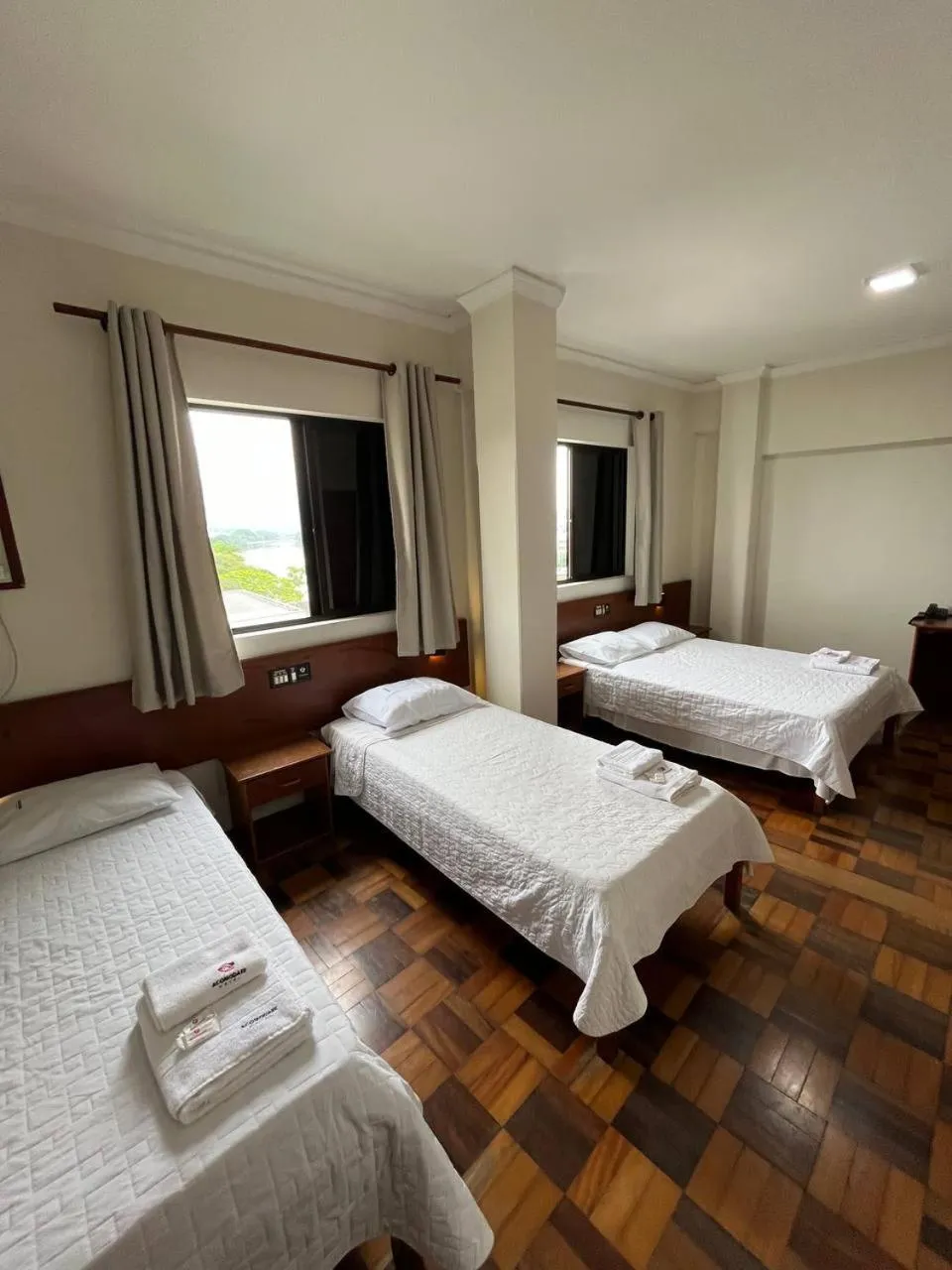 Bed in ACOMODARE HOTEL- SOB NOVA Direção