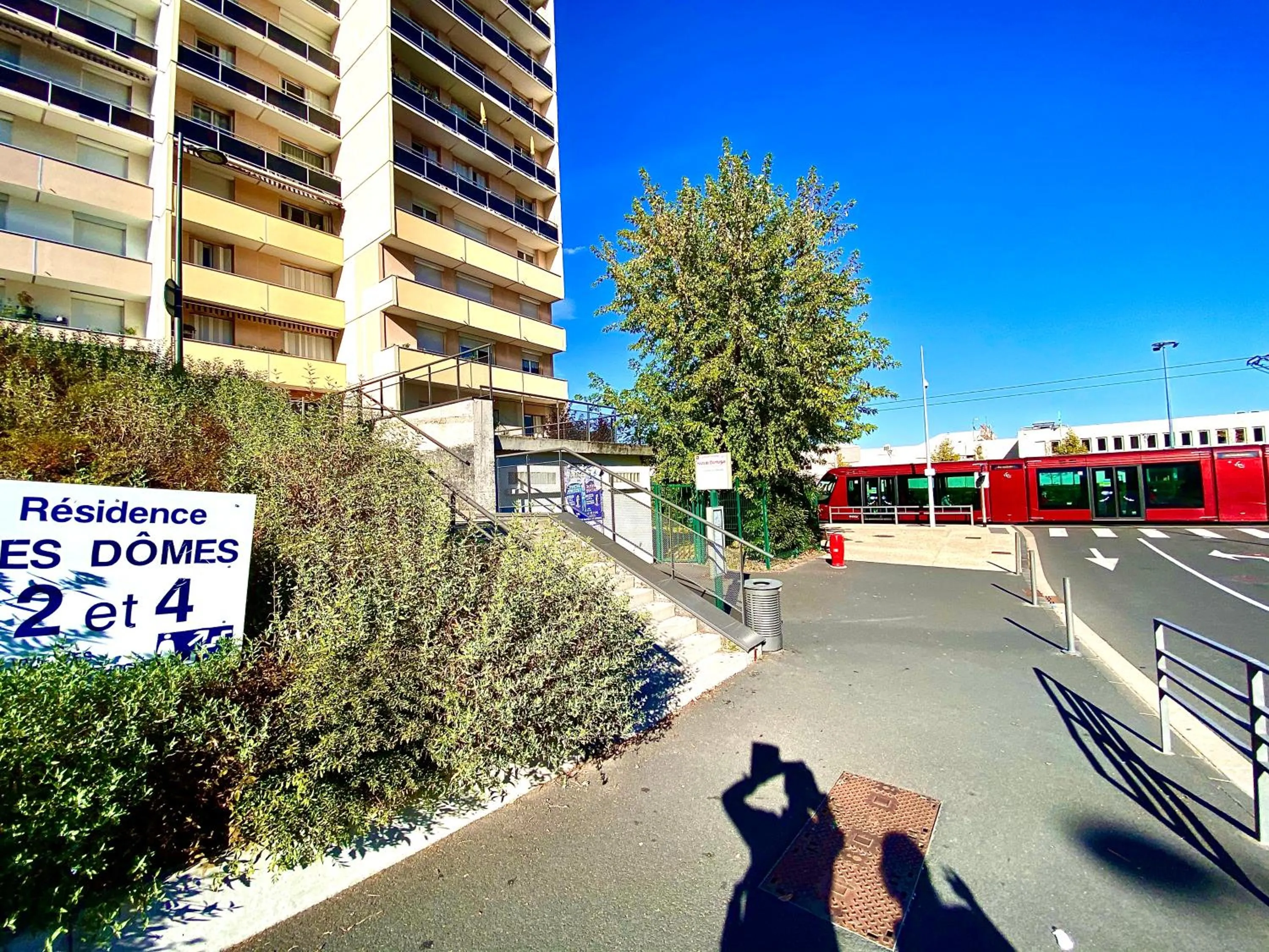Property building in Les Meublés les Dômes du Parc