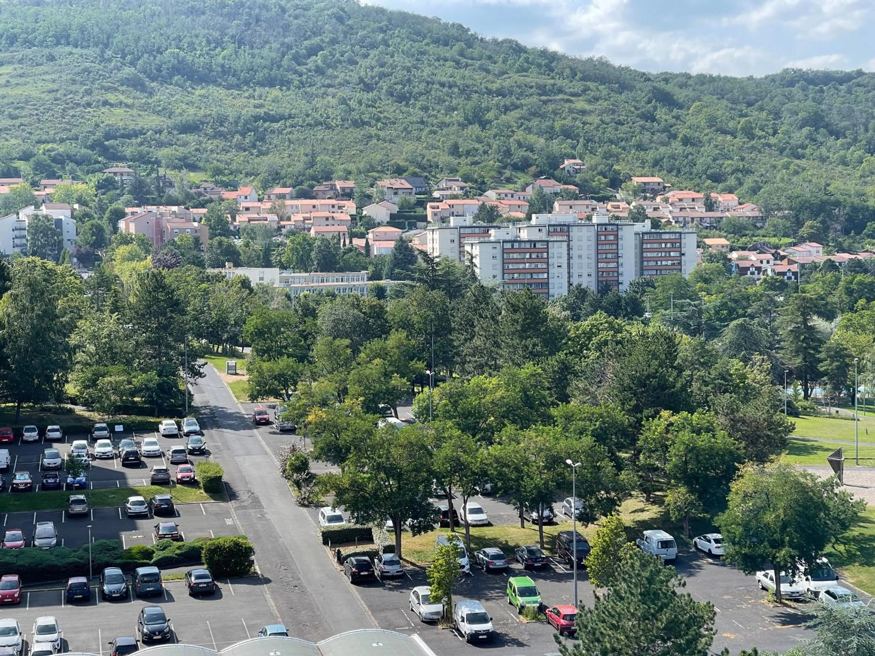 Spring in Les Meublés les Dômes du Parc