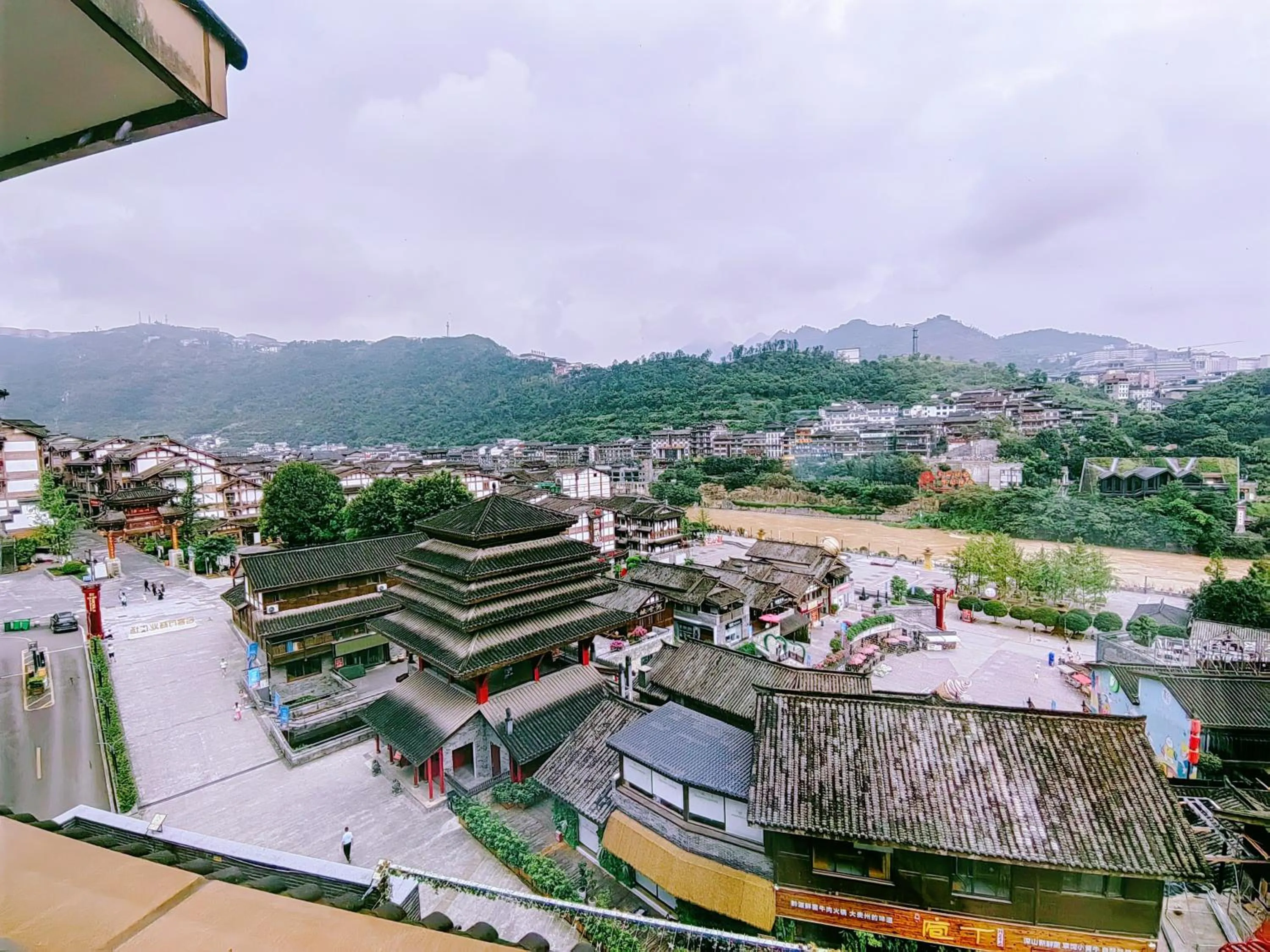 River view in Hilton Garden Inn Guizhou Maotai Town