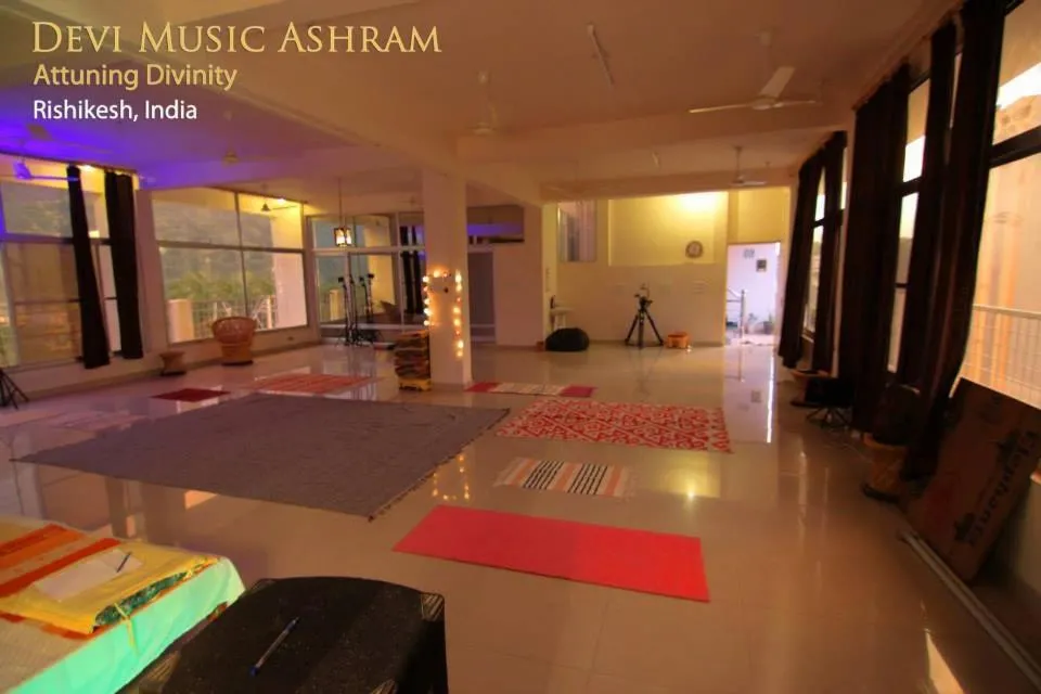 Lobby or reception in Devi music ashram