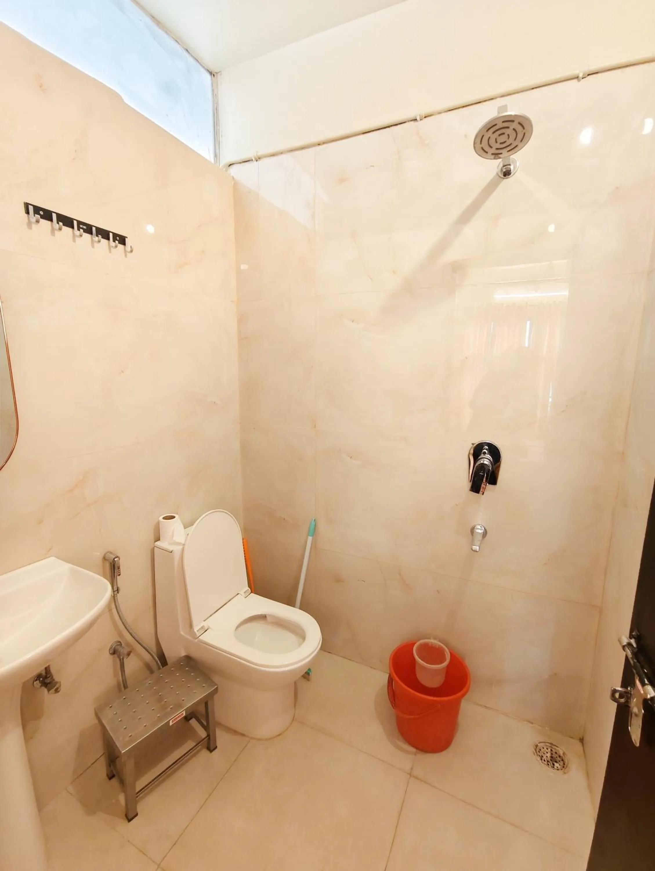 Bathroom in Devi music ashram