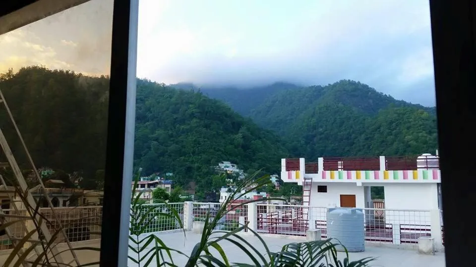 Mountain view in Devi music ashram