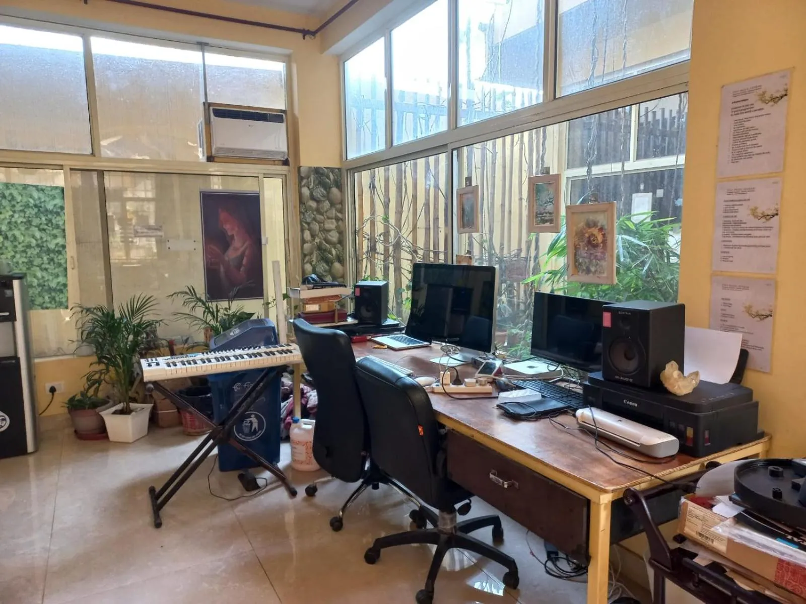 TV and multimedia in Devi music ashram