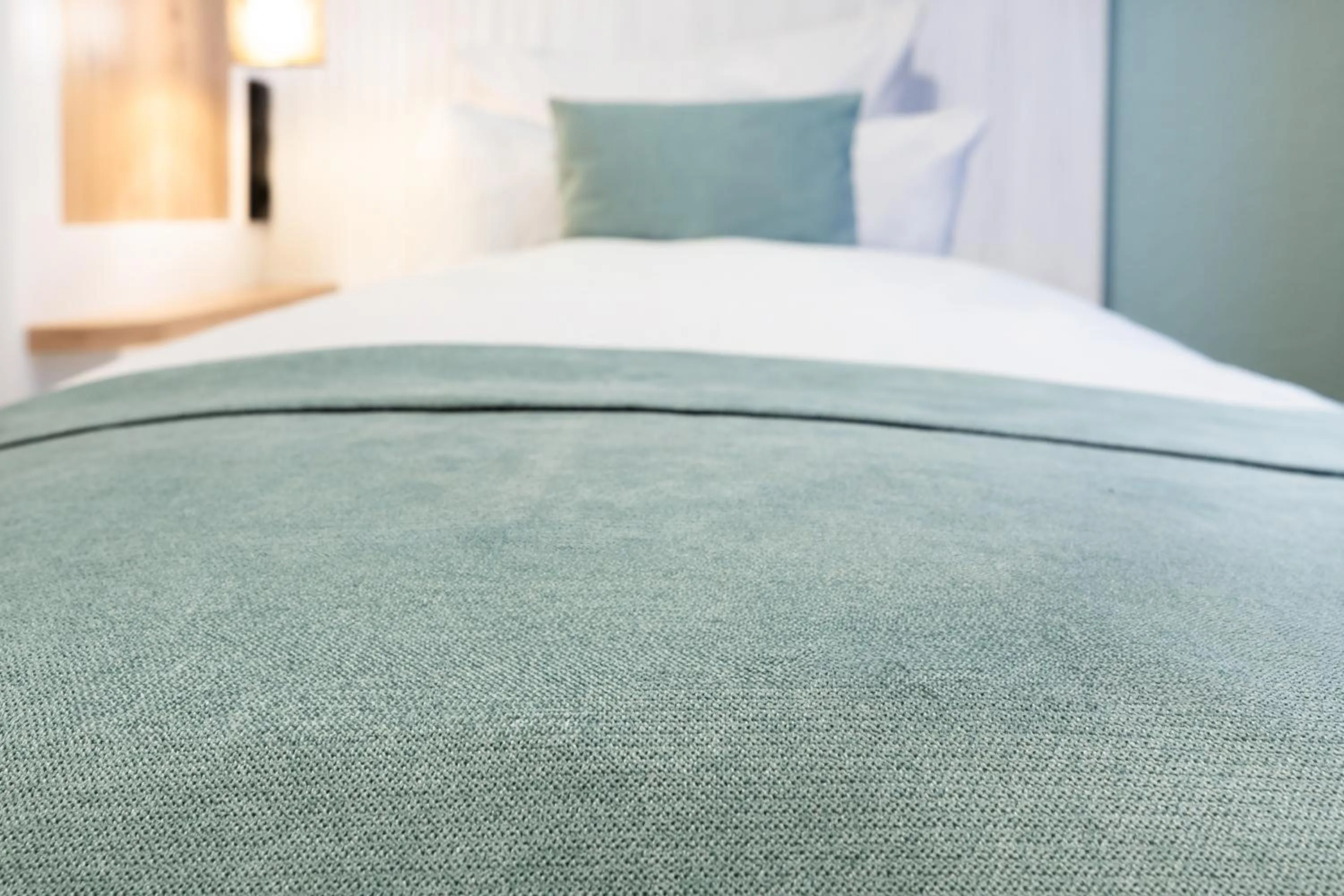 Bed in Garner Hotel Cologne - Engelbertz by IHG