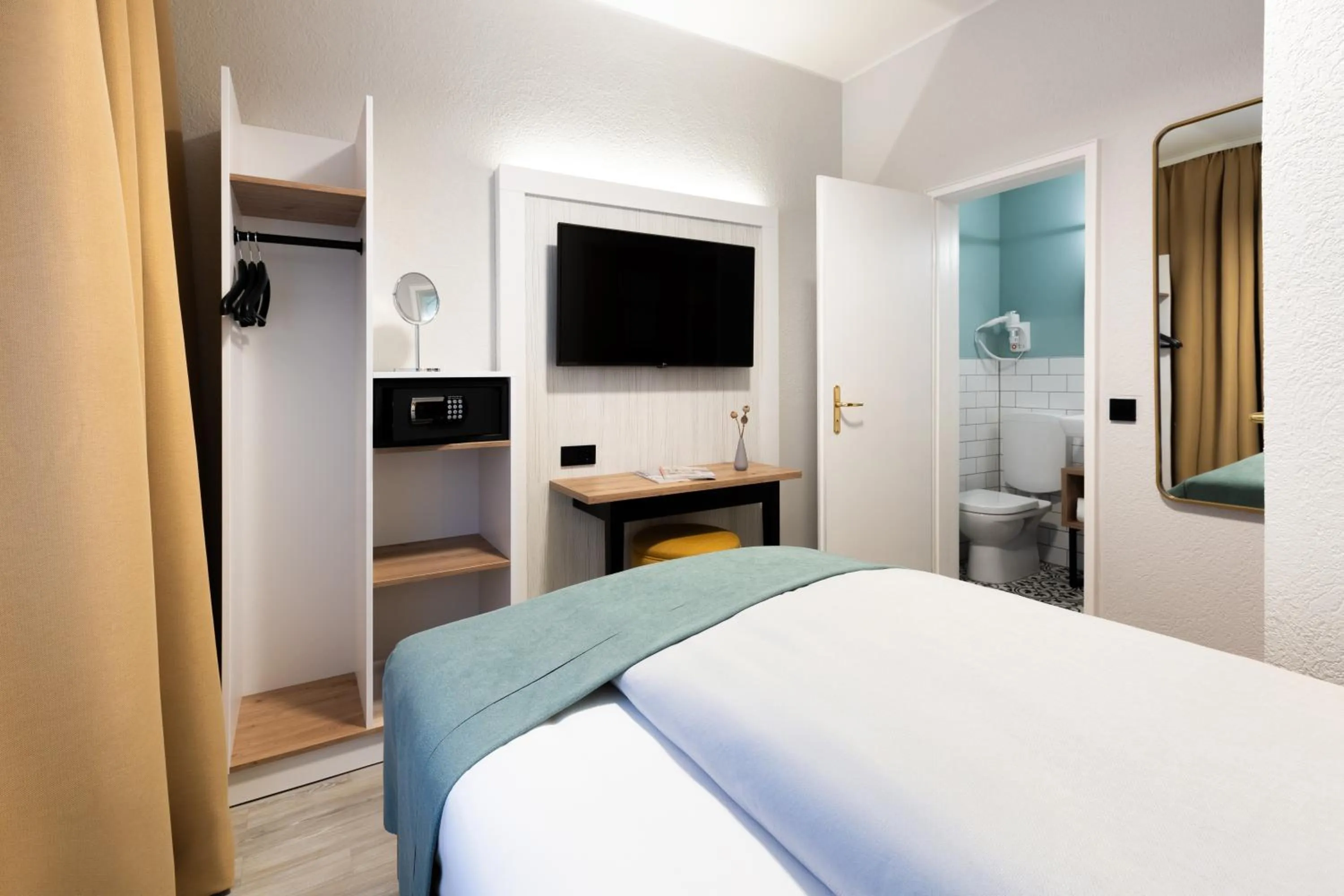 Bed in Garner Hotel Cologne - Engelbertz by IHG