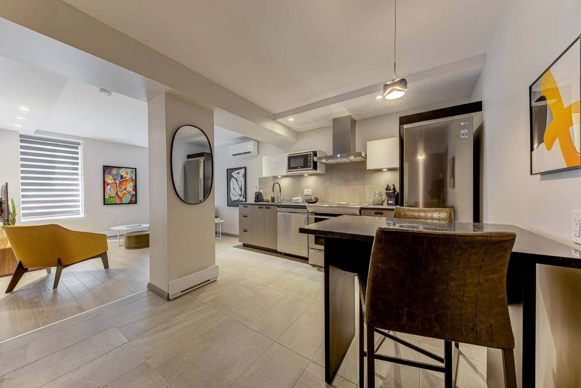 77 St-Vallier Apparts Hôtel