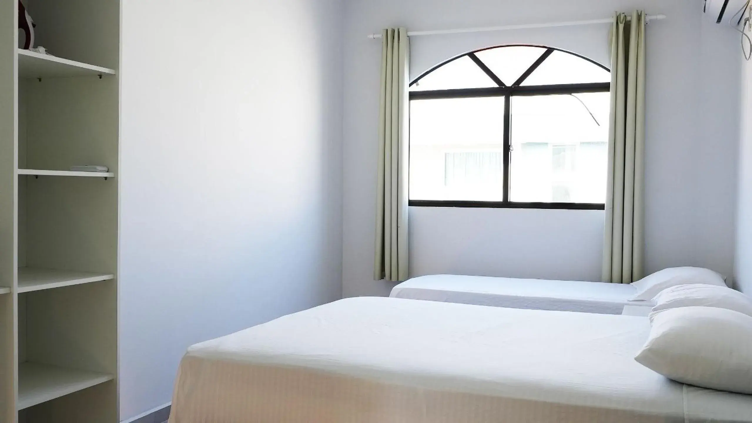 Two-Bedroom Apartment in Residencial Dona Dina - Mestre Naro Two-Bedroom Apartment in Residencial Dona Dina - Mestre Naro