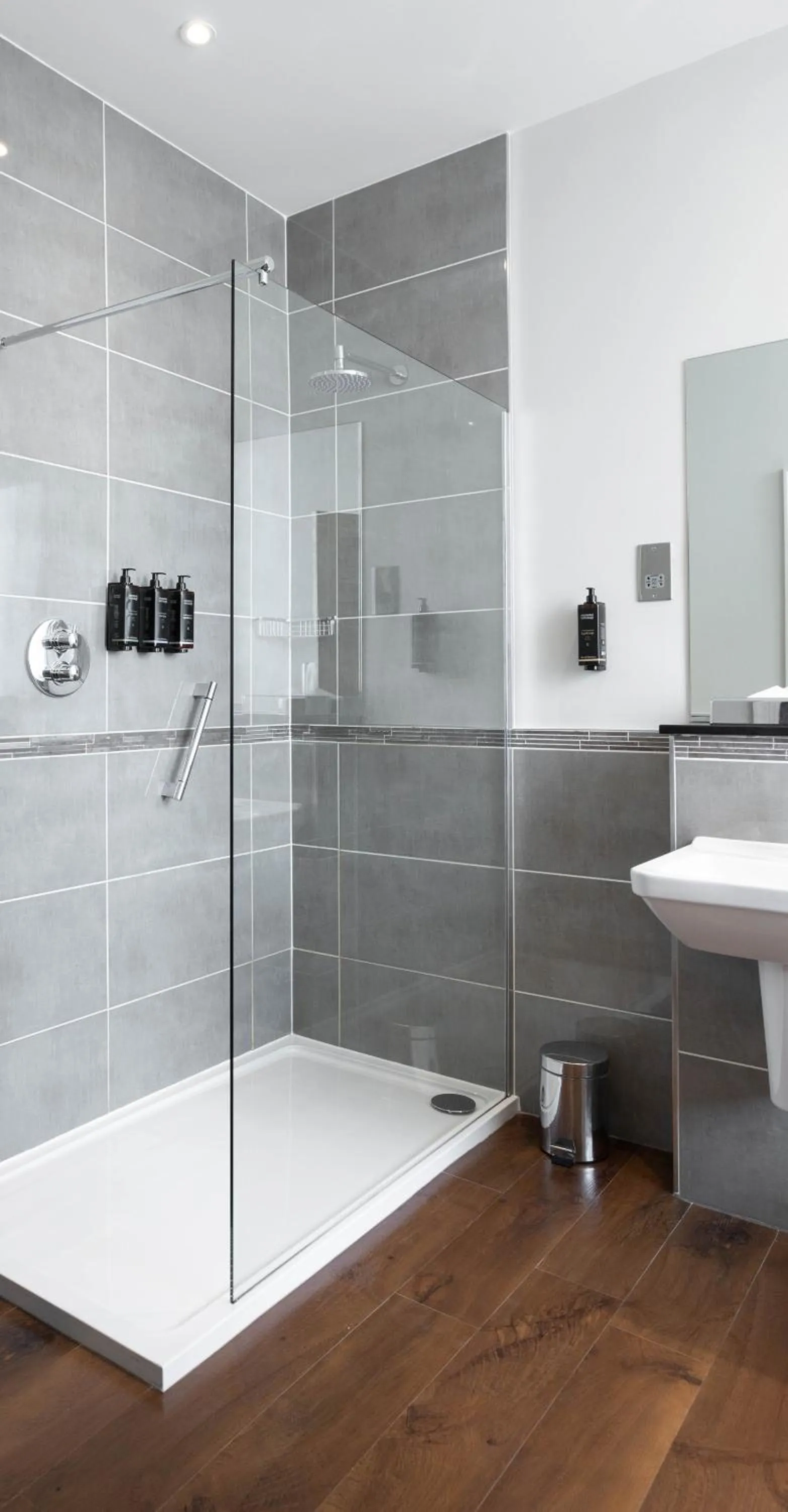 Shower in Barton Hall Hotel & Spa