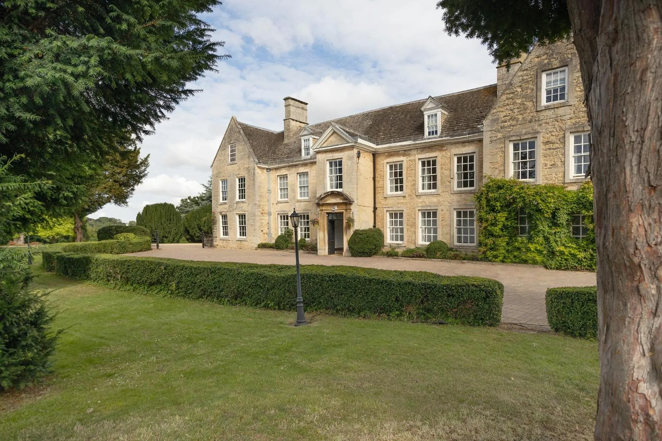 Property building in Barton Hall Hotel & Spa