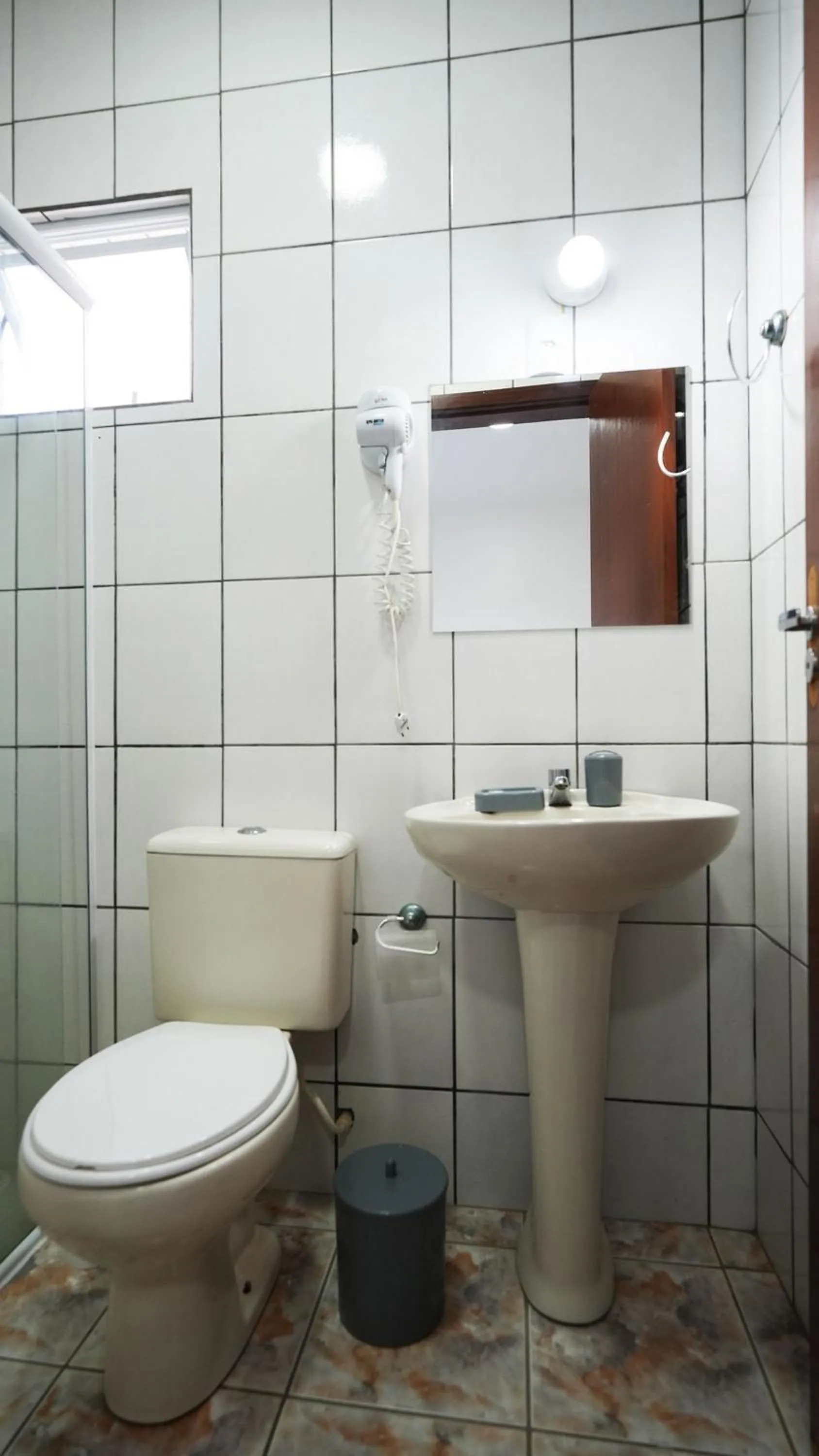 Residencial Adolfo - Mestre Naro