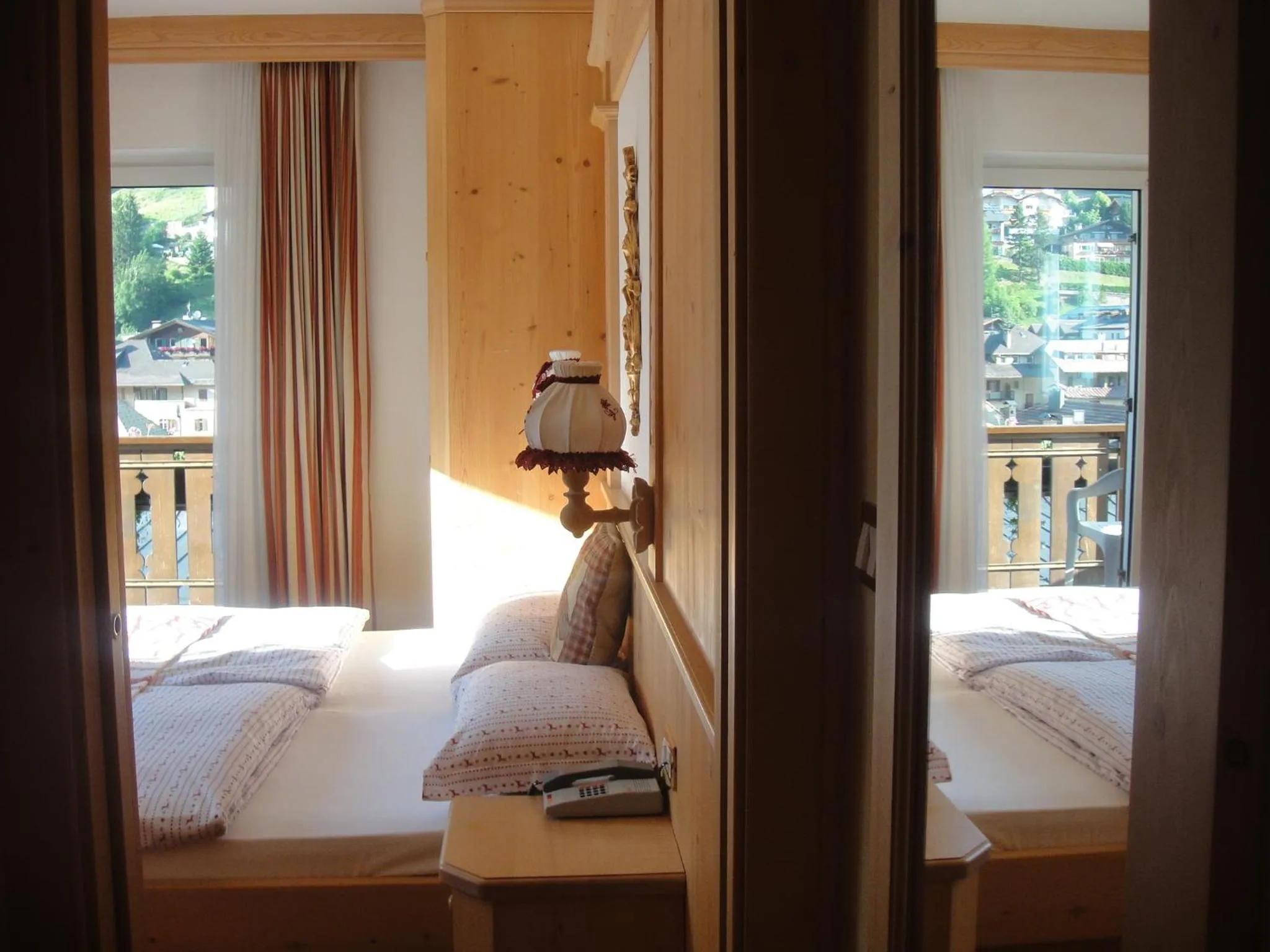 Day, Bed in Garni Toni