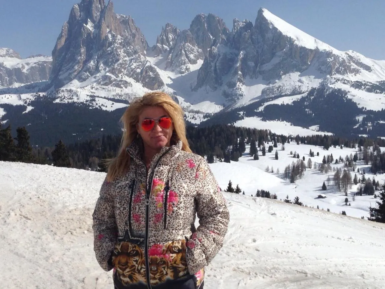 Skiing in Garni Toni