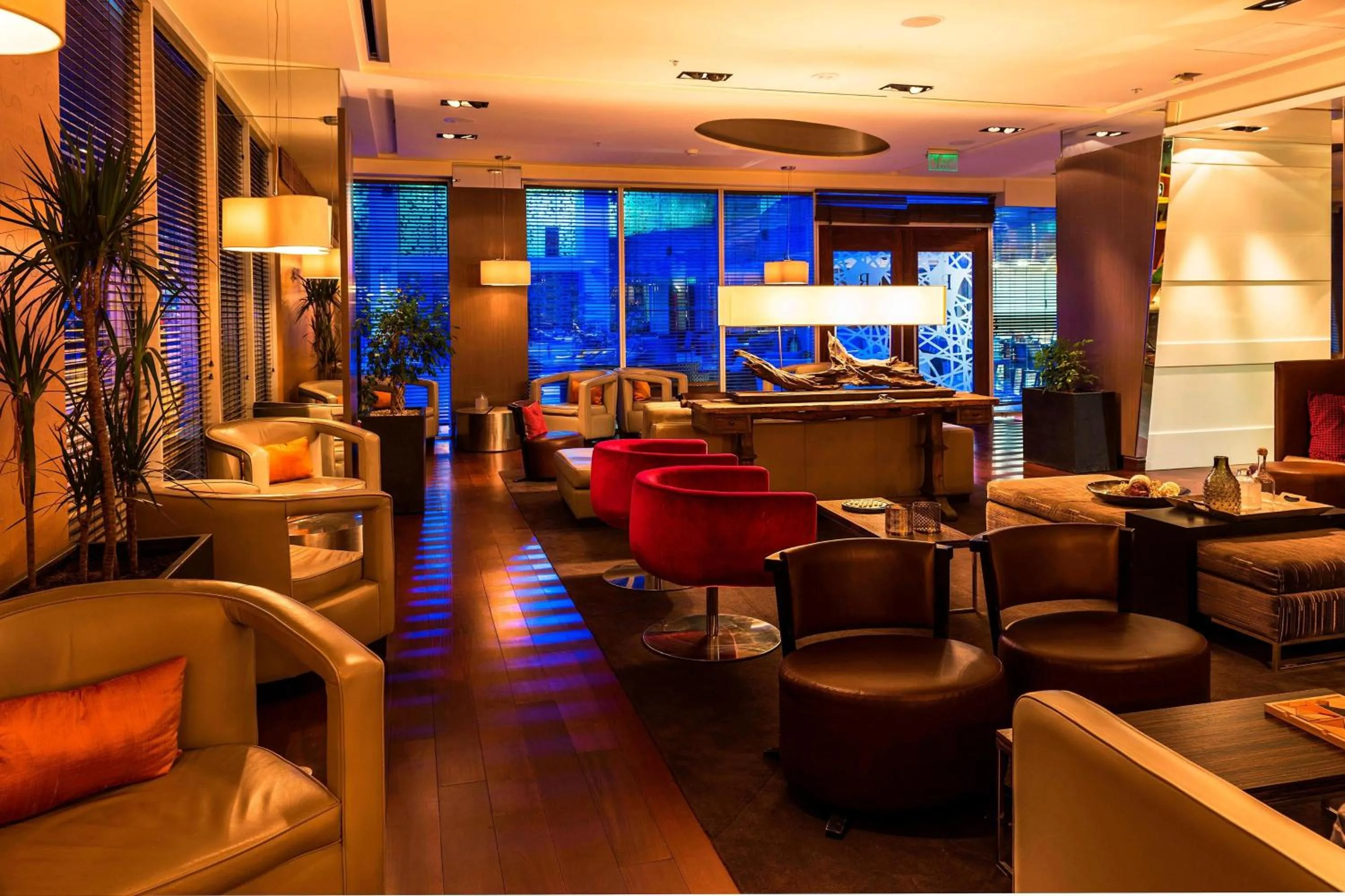 Lounge or bar in Renaissance Santiago by Marriott