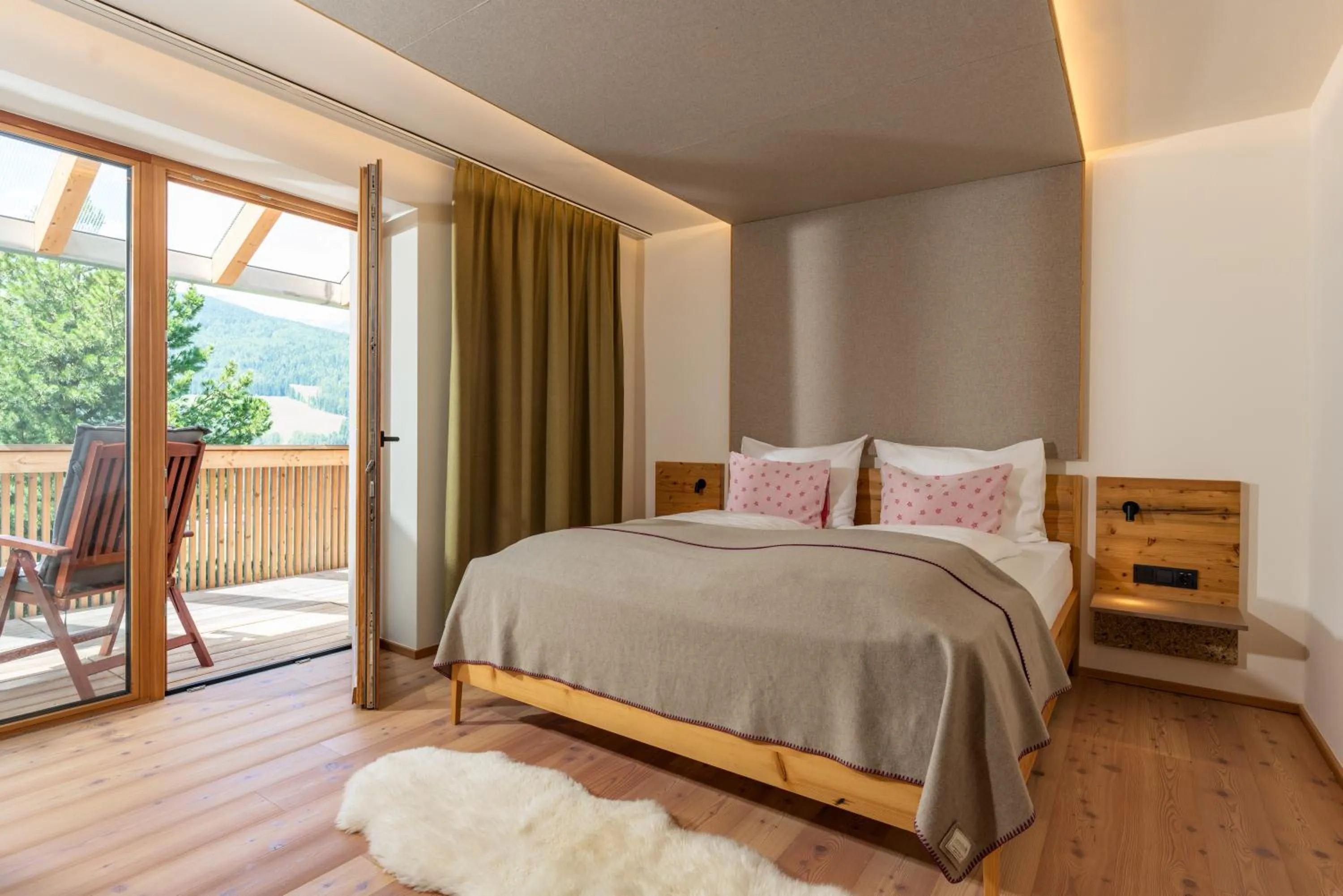 Photo of the whole room in Seetalblick