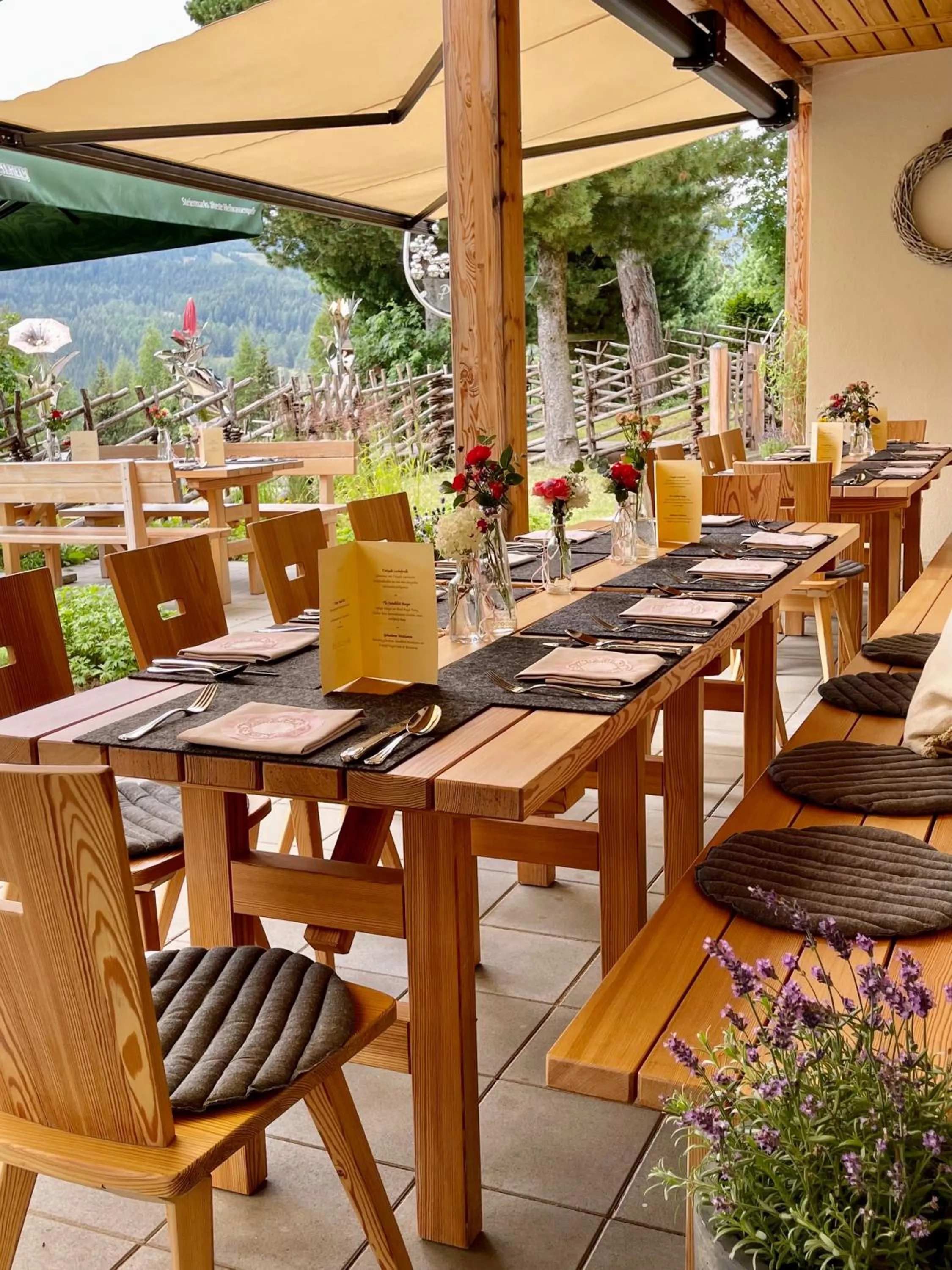 Restaurant/places to eat in Seetalblick