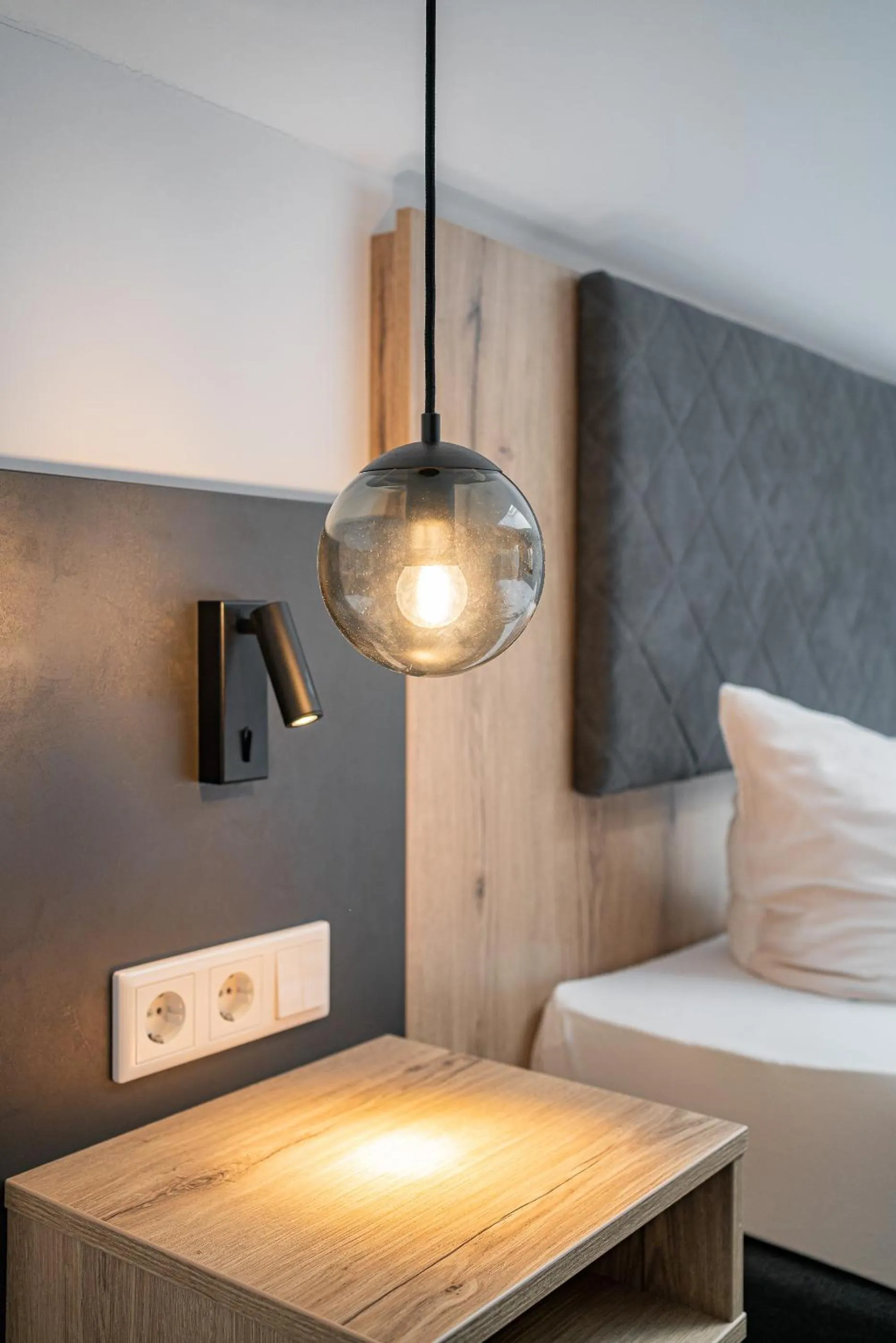 Bed in Berghotel & Chalets Adersberg Chiemgau Card kostenfrei