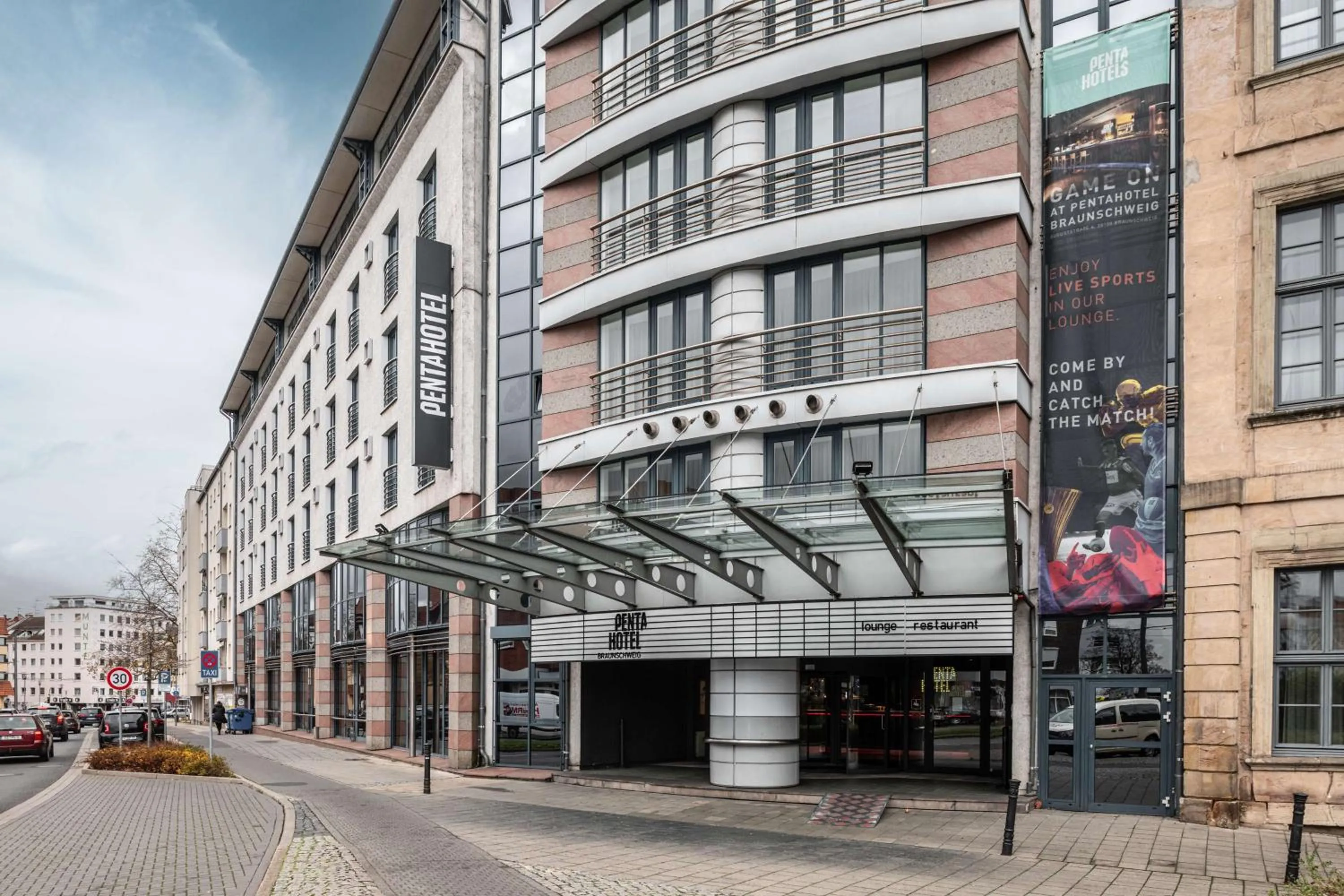 Property building in pentahotel Braunschweig