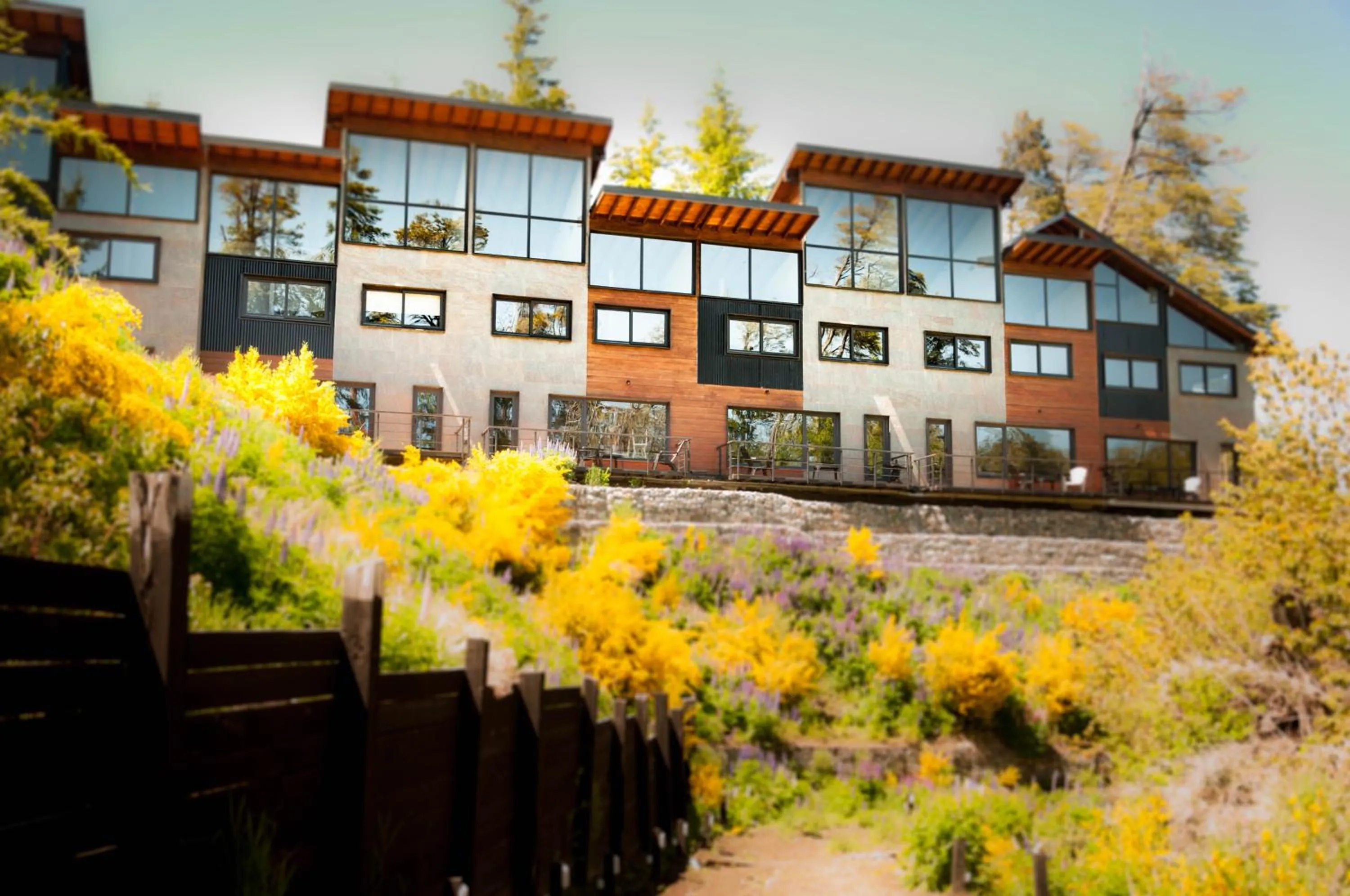 Property building in Las Aguas Río Bonito