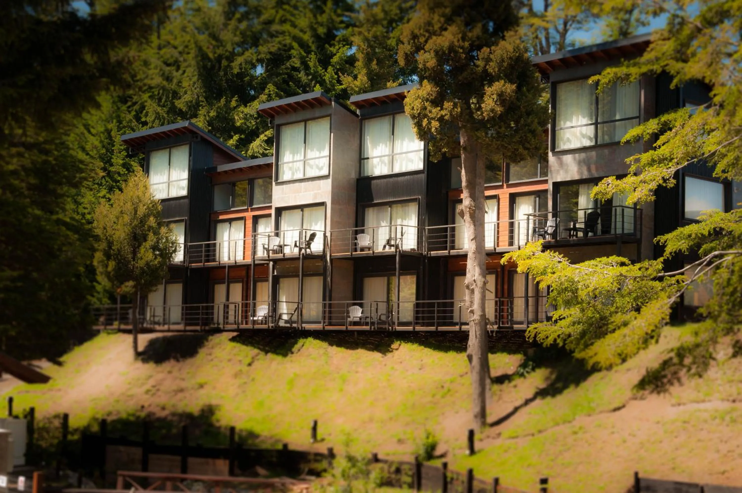 Property building in Las Aguas Río Bonito