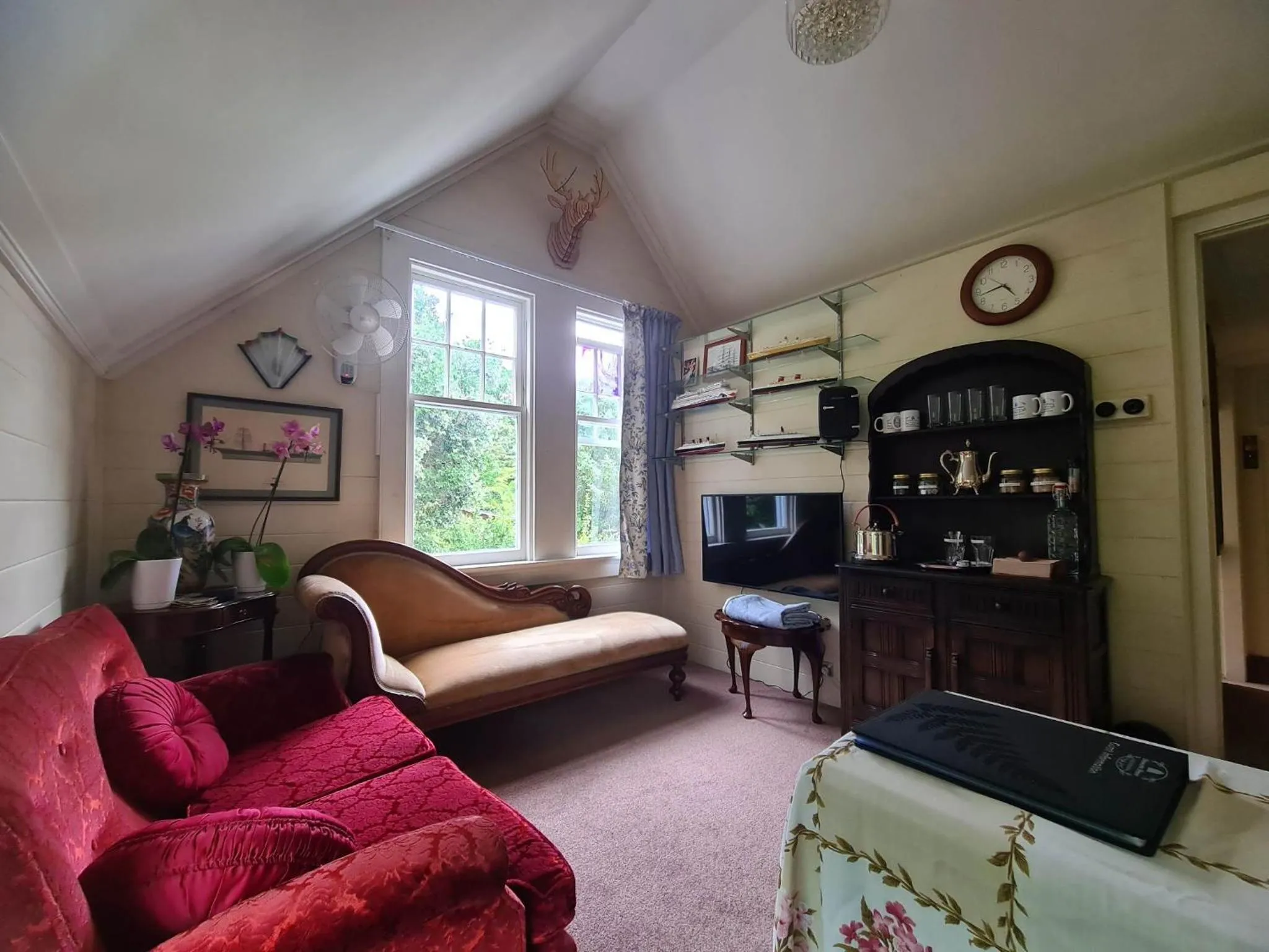 Lounge or bar in Dovecote House