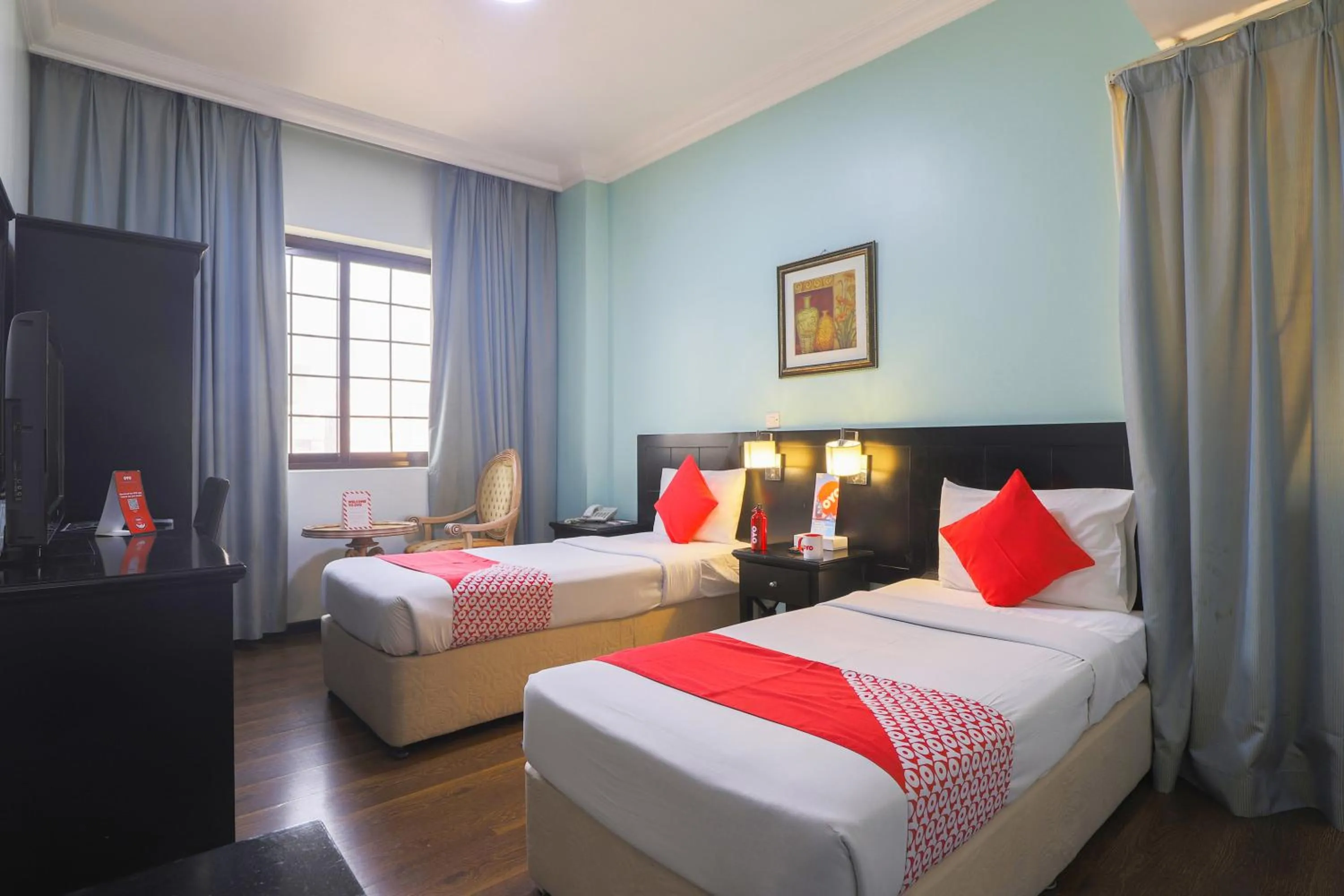 Bedroom, Bed in Eureka Hotel