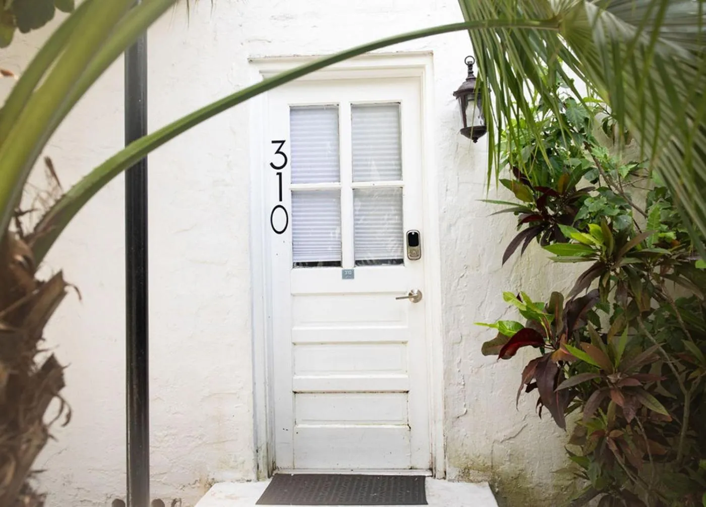 Facade/entrance in Casa Coral
