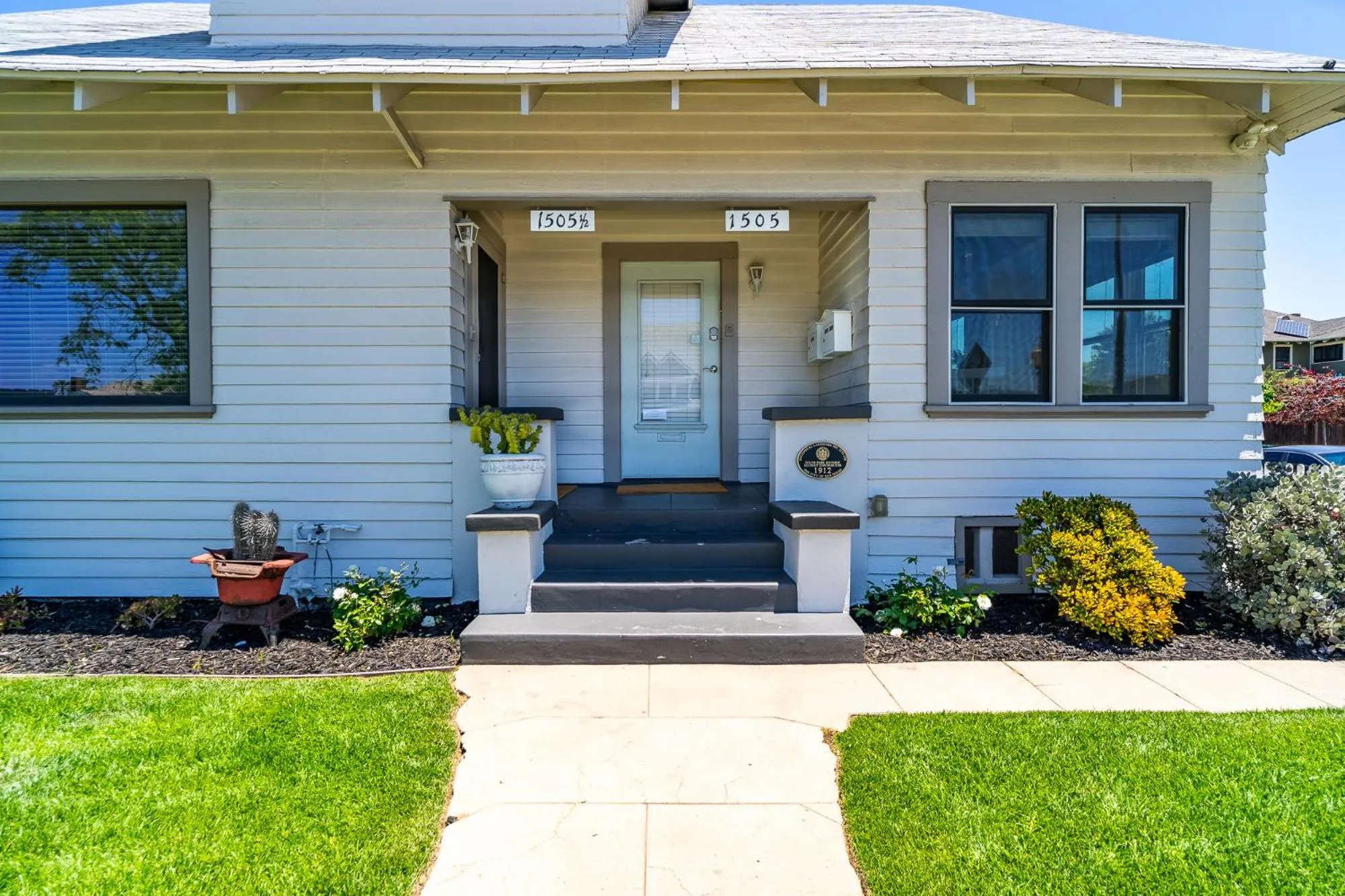 Property building in Fern House South Park Craftsman
