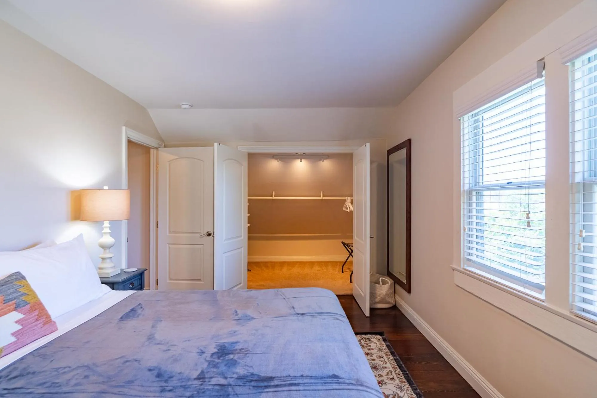 Bed in Fern House South Park Craftsman